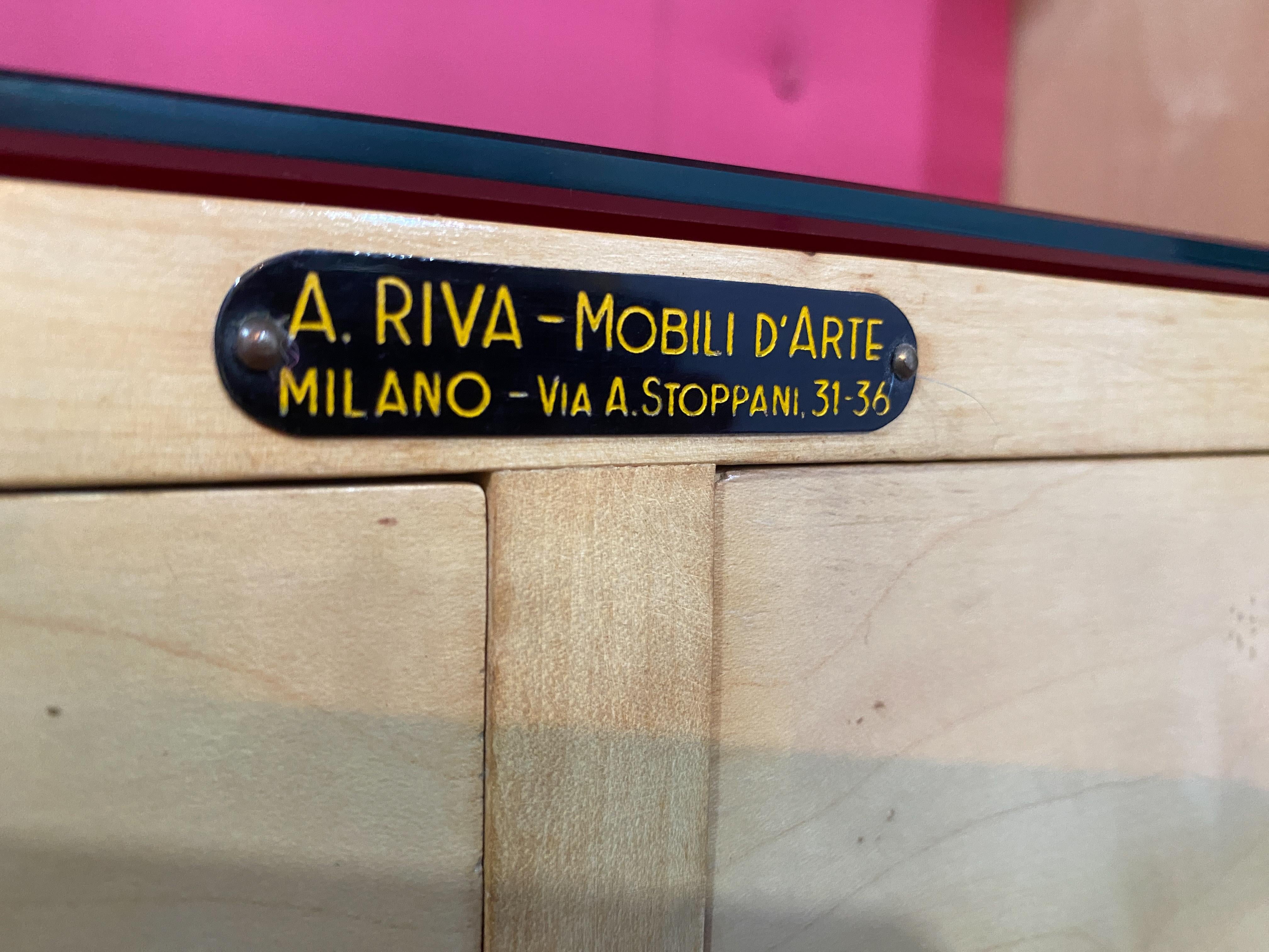 Aparador italiano de mediados de siglo lacado en negro diseñado por Osvaldo Borsani, 1948 en venta 12