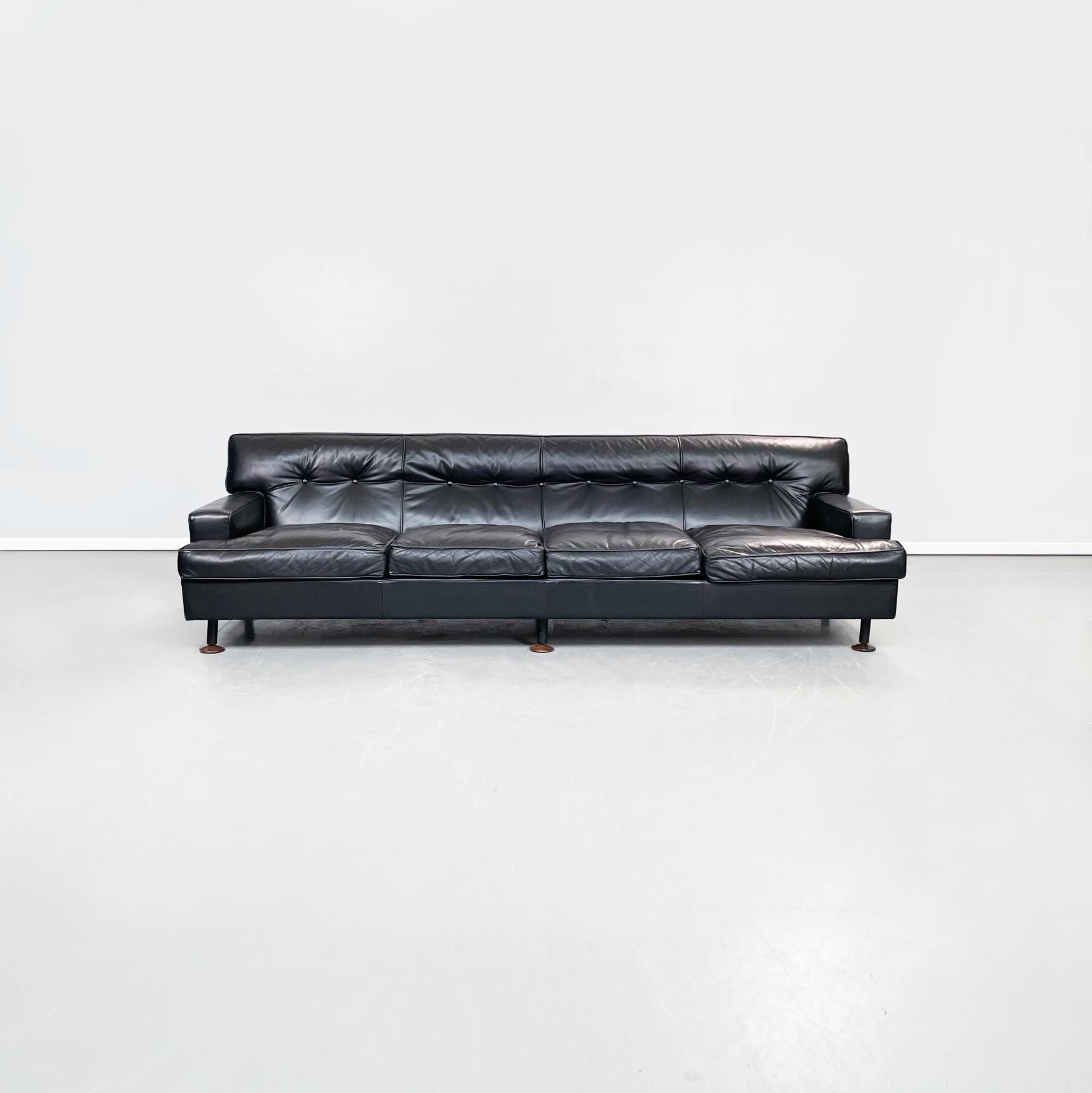 Italian mid-century black leather 4 seater Sofa Quadrato by Zanuso for Arflex, 1960s
4 Seater sofa mod. Quadrato (Square) in black leather. The seat is made up of 4 padded and leather cushions. Padded and covered in leather back, with buttons in