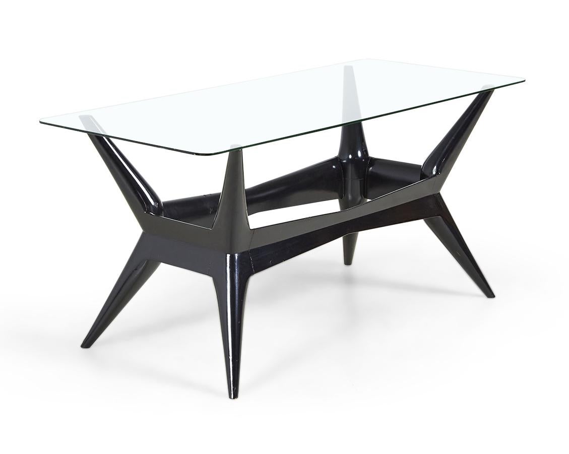 Italian Mid-Century Black Painted Coffee Table In Good Condition For Sale In New York, NY
