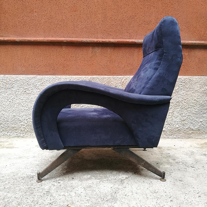 Mid-20th Century Italian Midcentury Blu Velvet Armchair with Armrests, 1950s