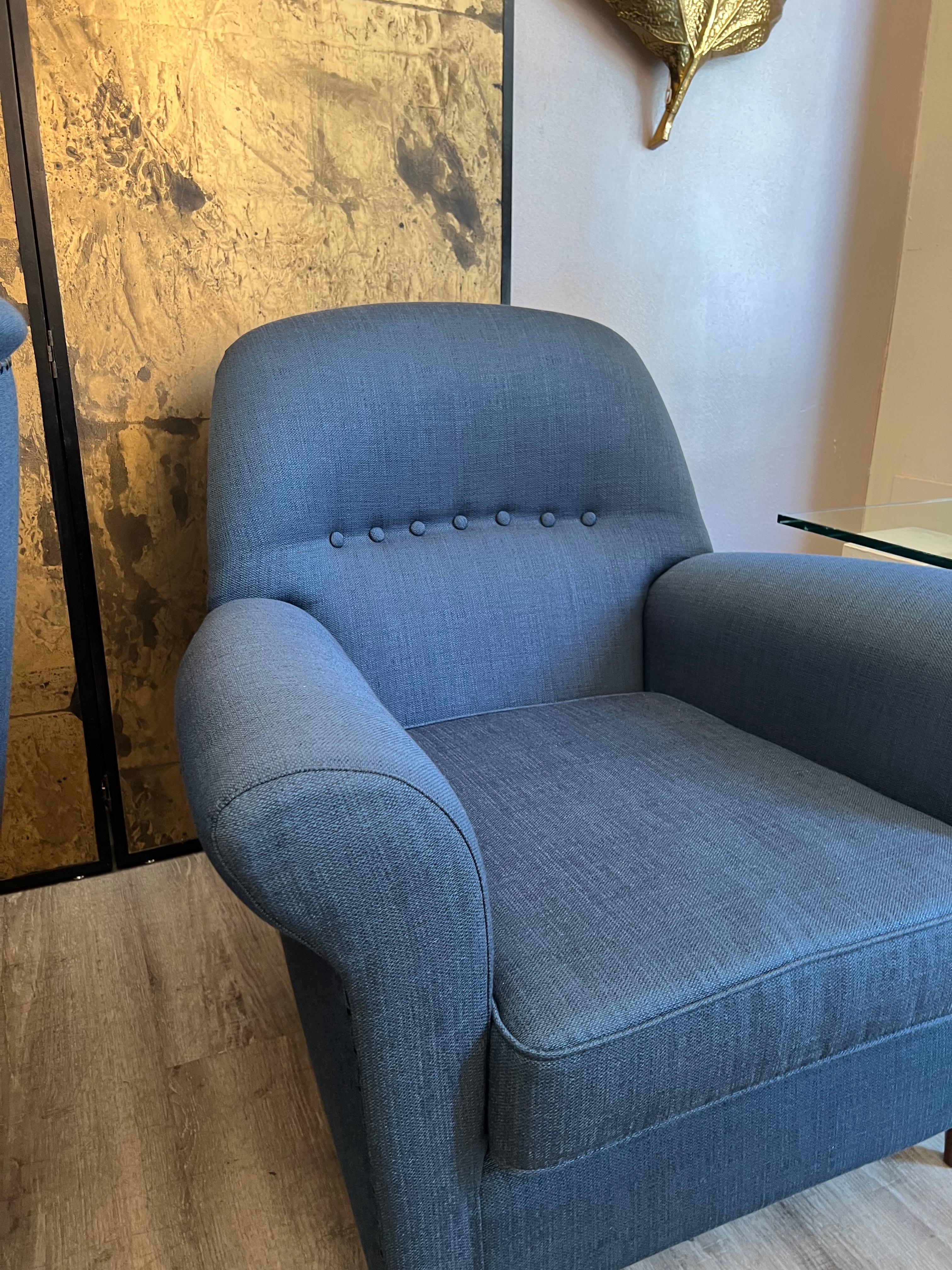 Italian Mid-Century Blue Cotton Wood Feet Armchairs For Sale 5