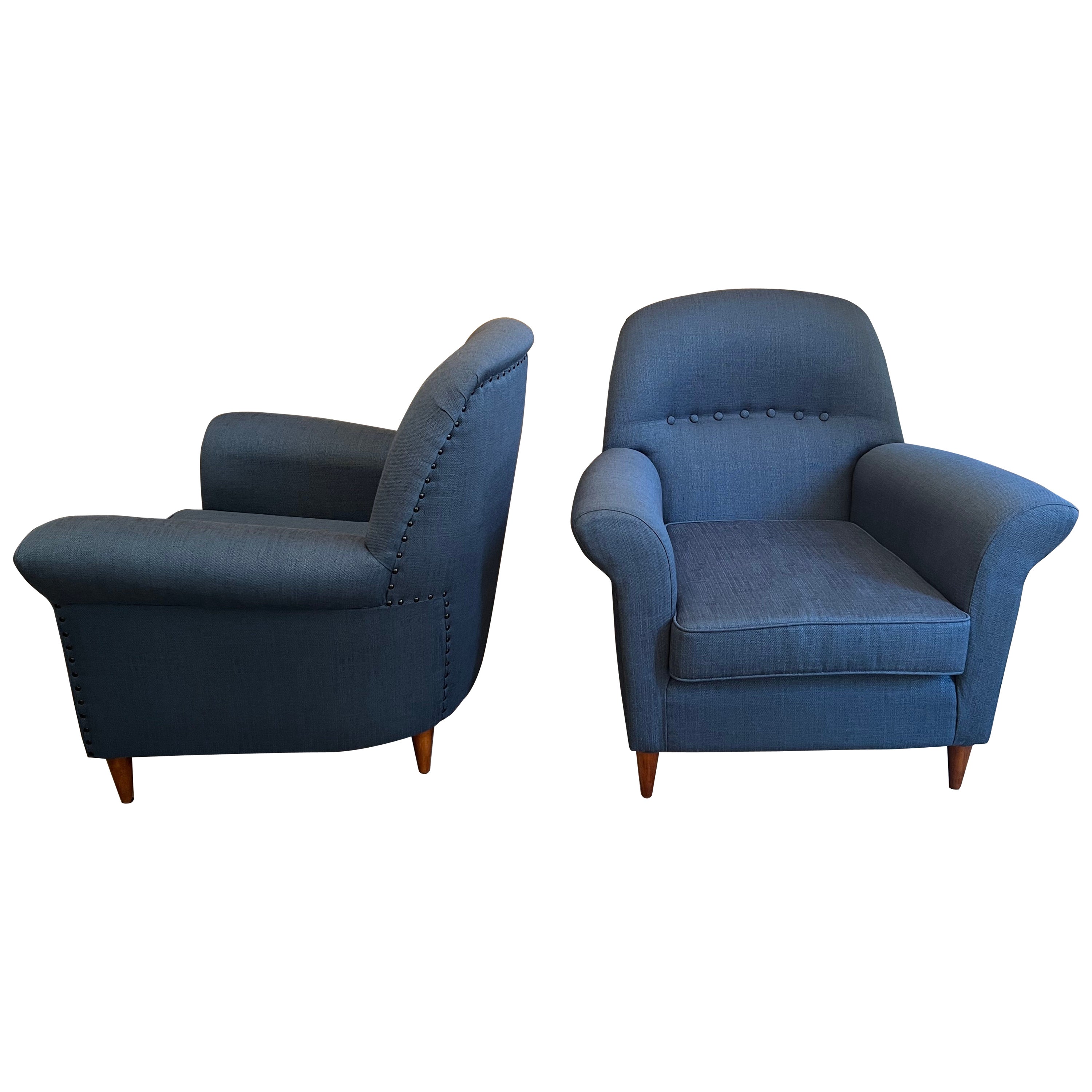Fauteuils italiens du milieu du siècle dernier à pieds en bois de coton bleu