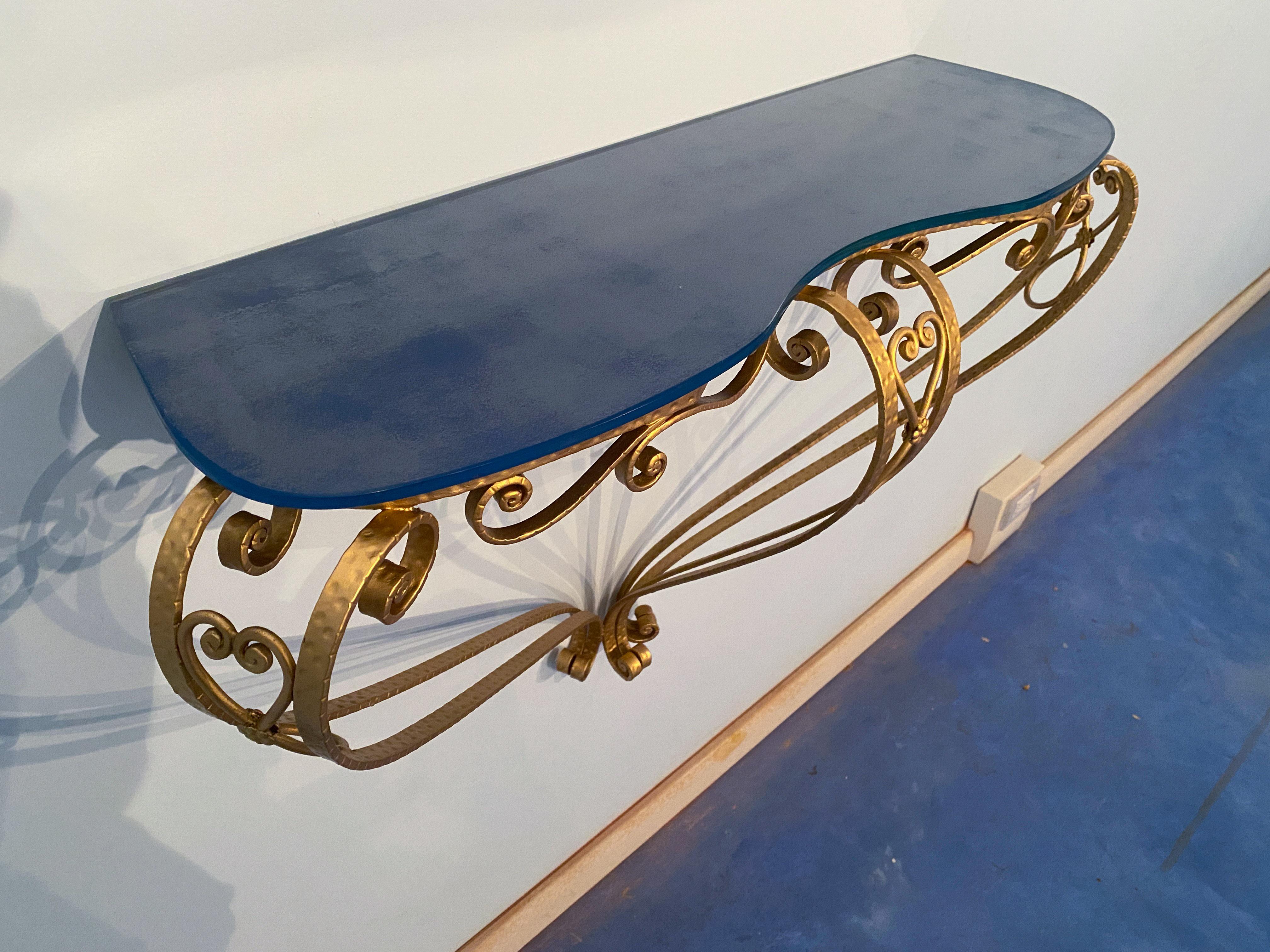 Hand-Crafted Italian Midcentury Blue Glass Gold Iron Console Table by Pier Luigi Colli For Sale