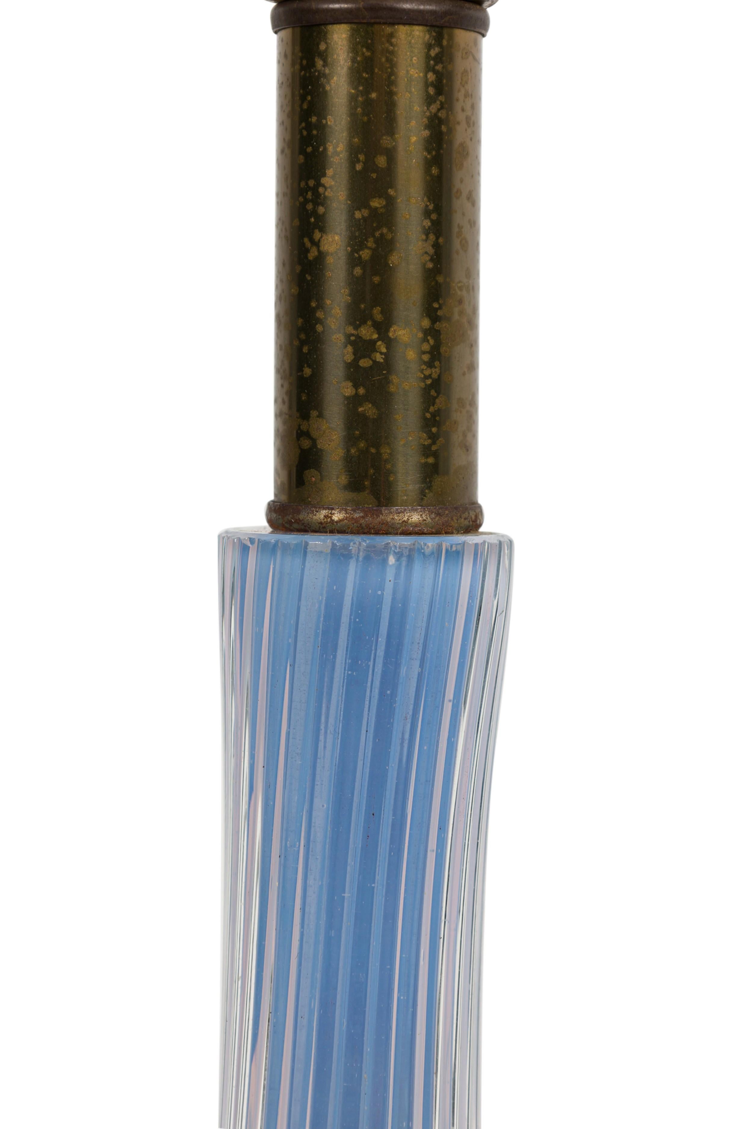 Lámpara de mesa italiana de cristal de Murano azul de mediados de siglo siglo XX en venta