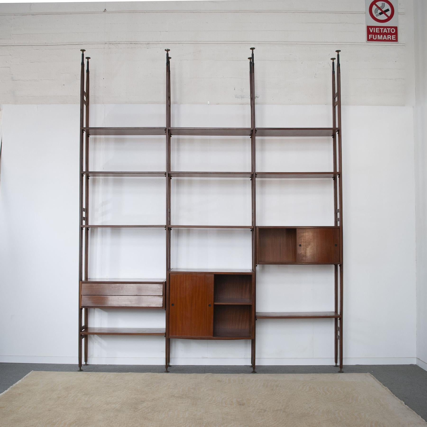 Walnut Italian Midcentury Bookcase in Wood from the Sixties