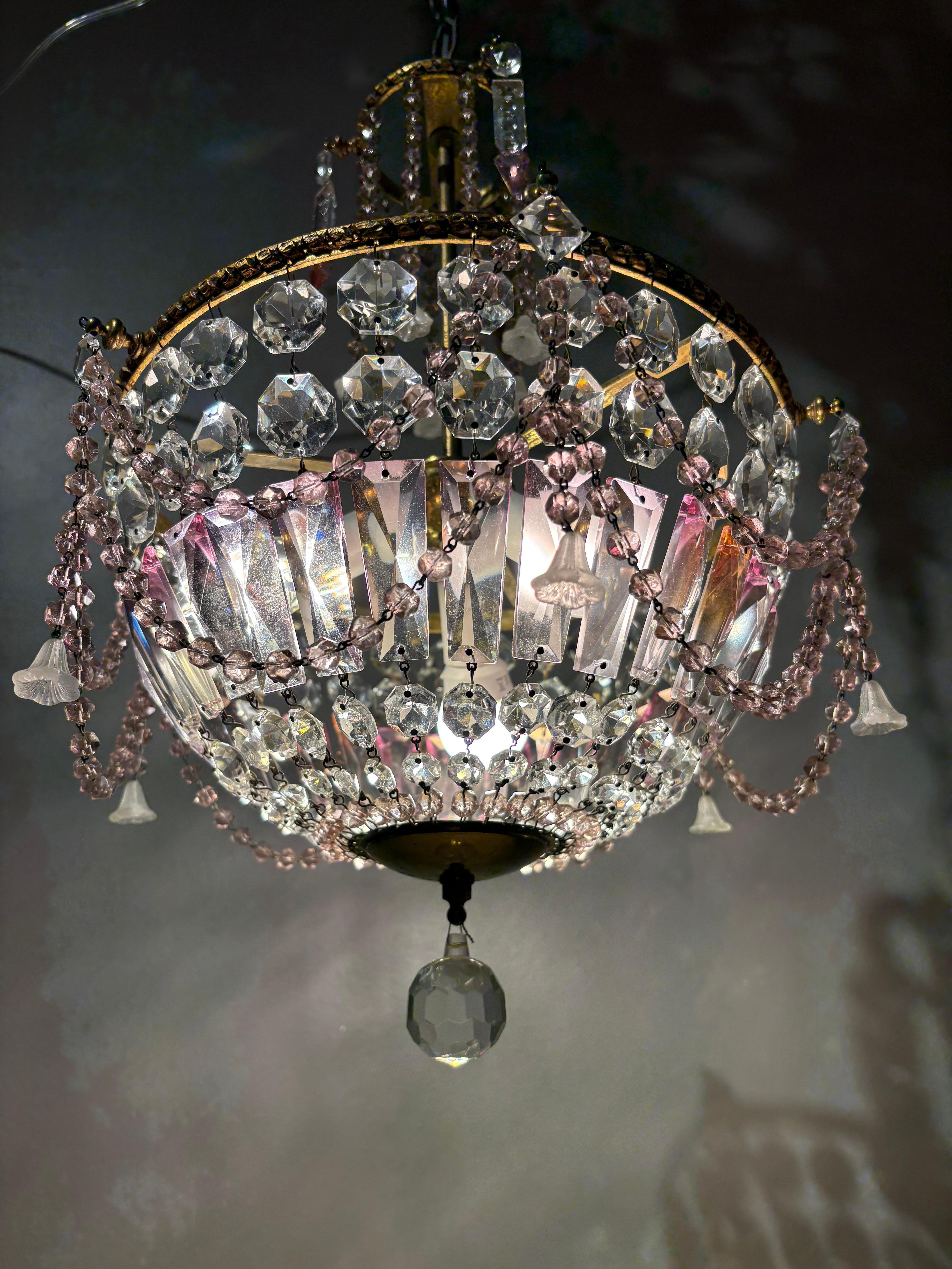 Araña italiana de latón y cristal de Bohemia de mediados de siglo Latón en venta