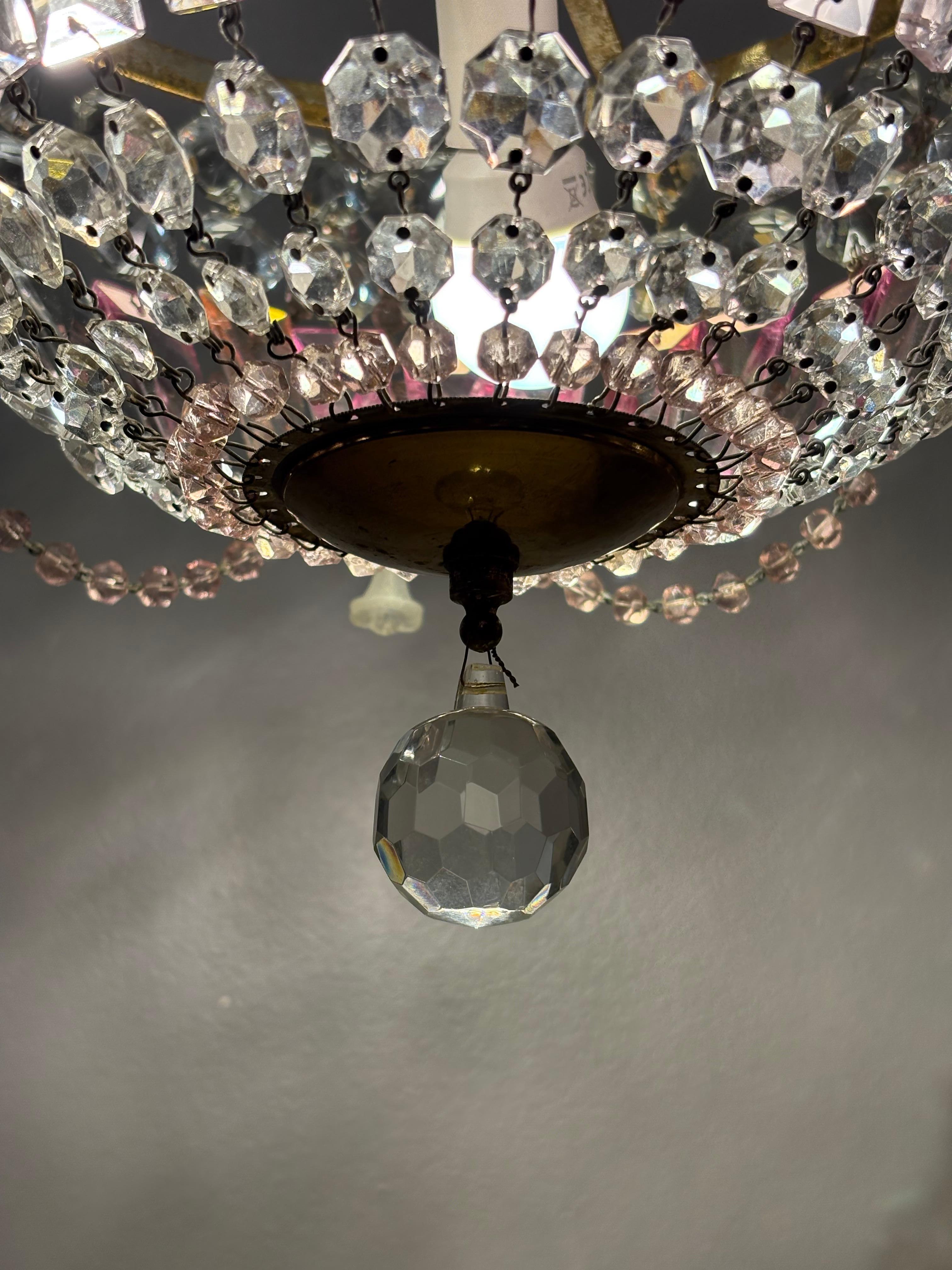 Araña italiana de latón y cristal de Bohemia de mediados de siglo en venta 1