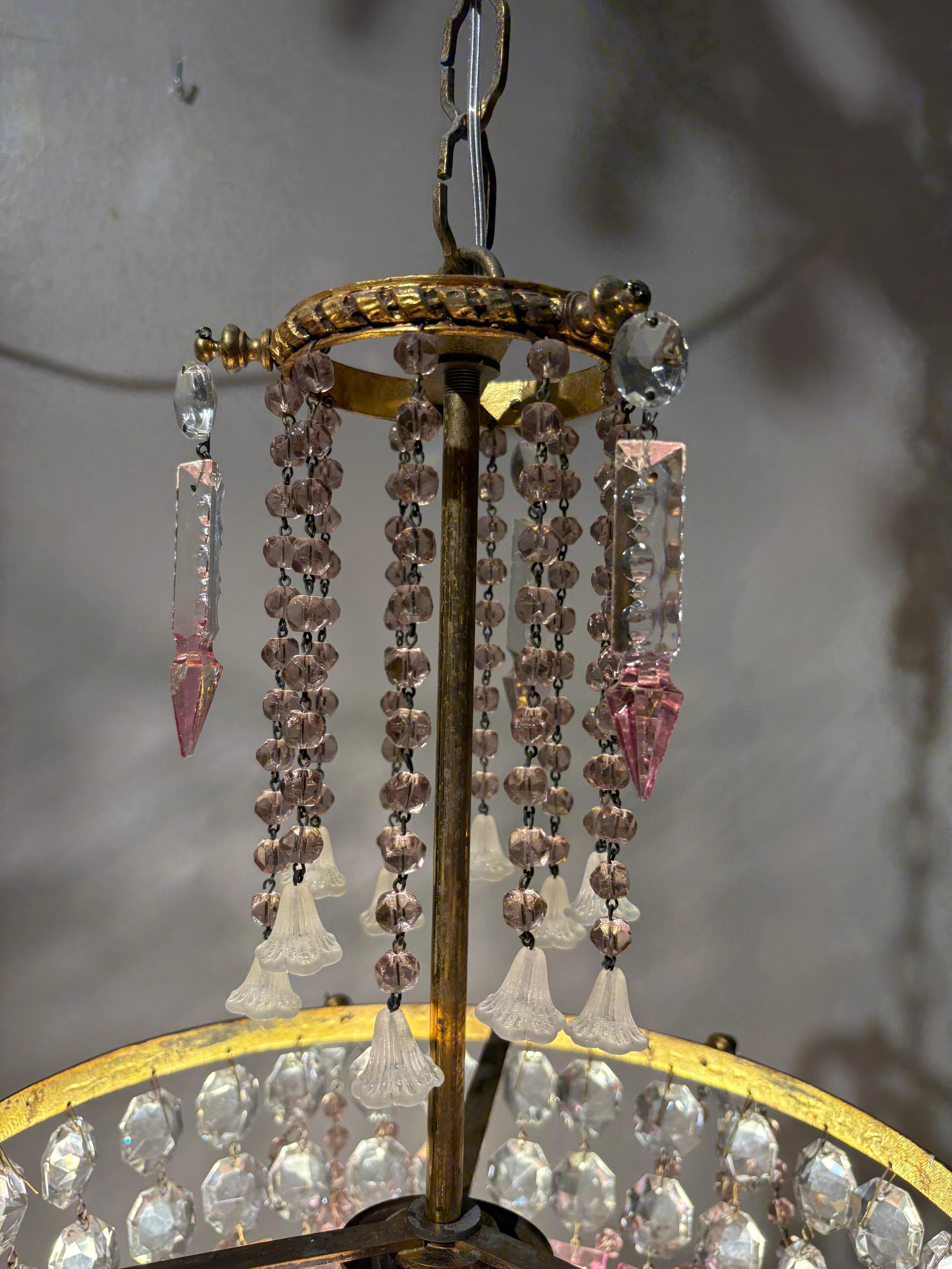 Araña italiana de latón y cristal de Bohemia de mediados de siglo en venta 2