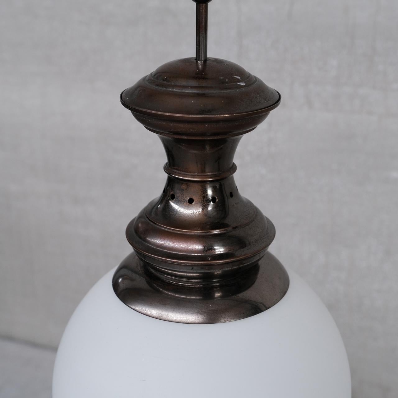 Italian Midcentury Brass and Glass Pendant Light In Good Condition For Sale In London, GB