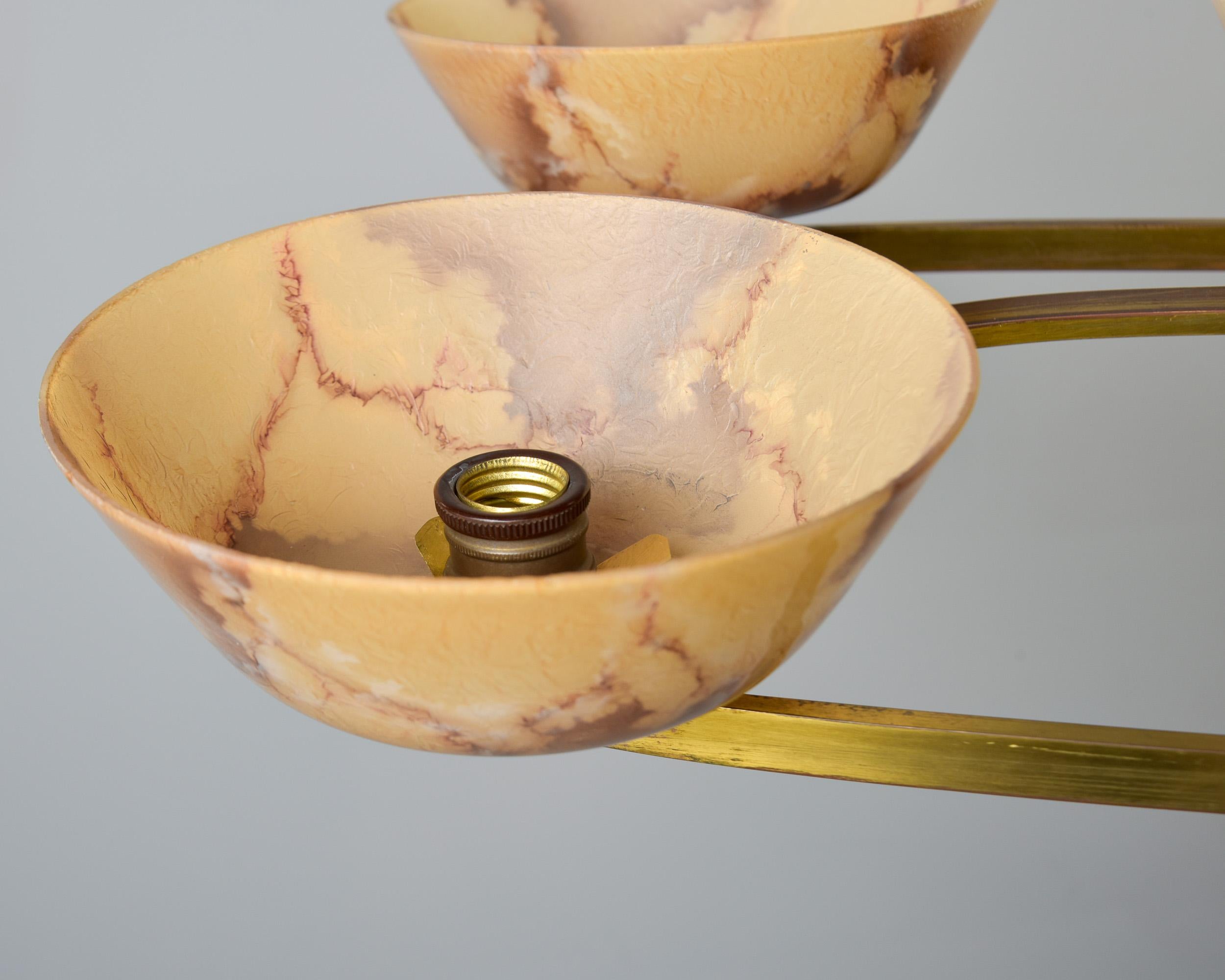 Luminaire italien du milieu du siècle en laiton et verre à six lumières en vente 3