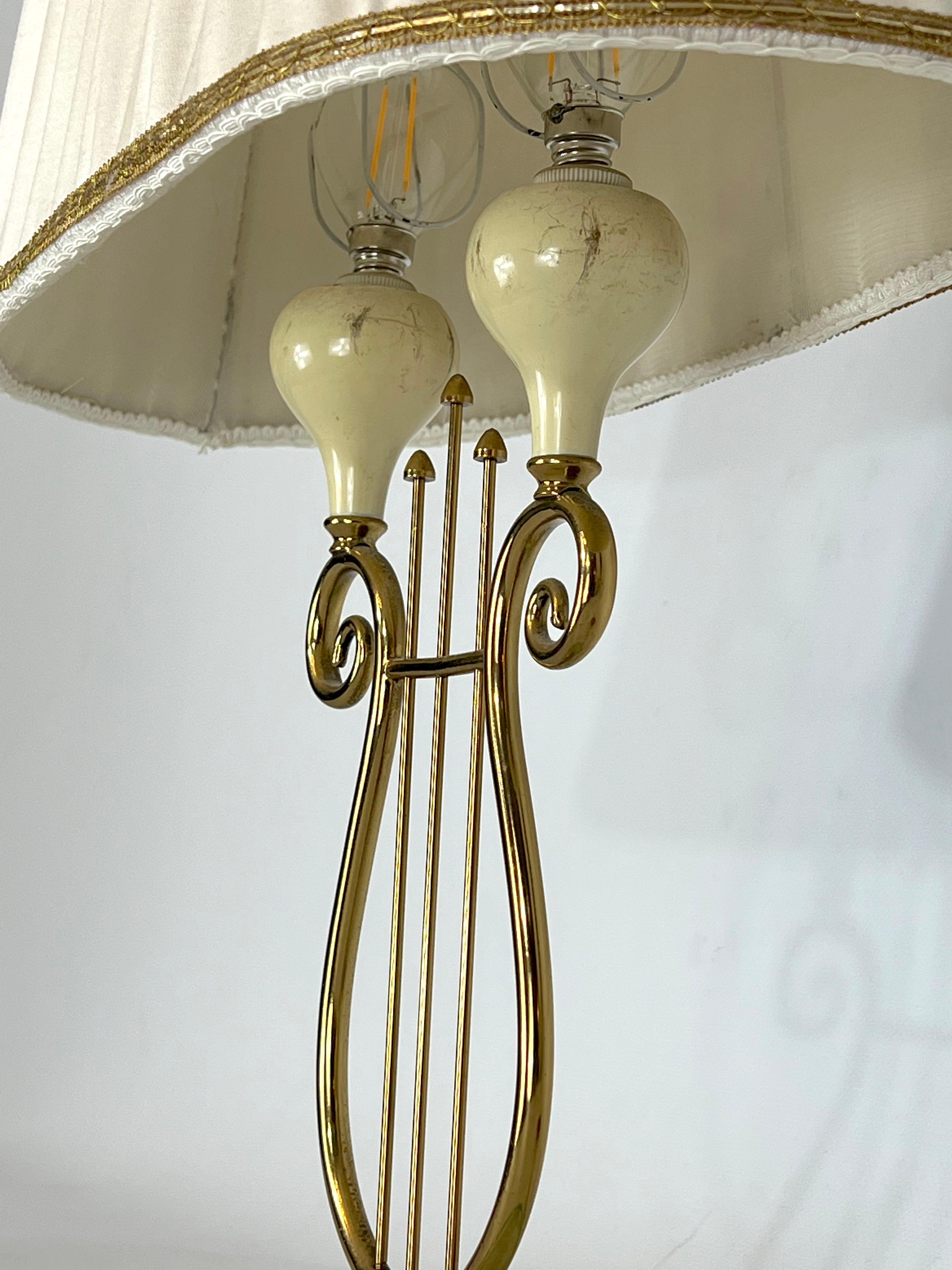 Italian Mid-Century Brass and Glass Table Lamp from 50s 3