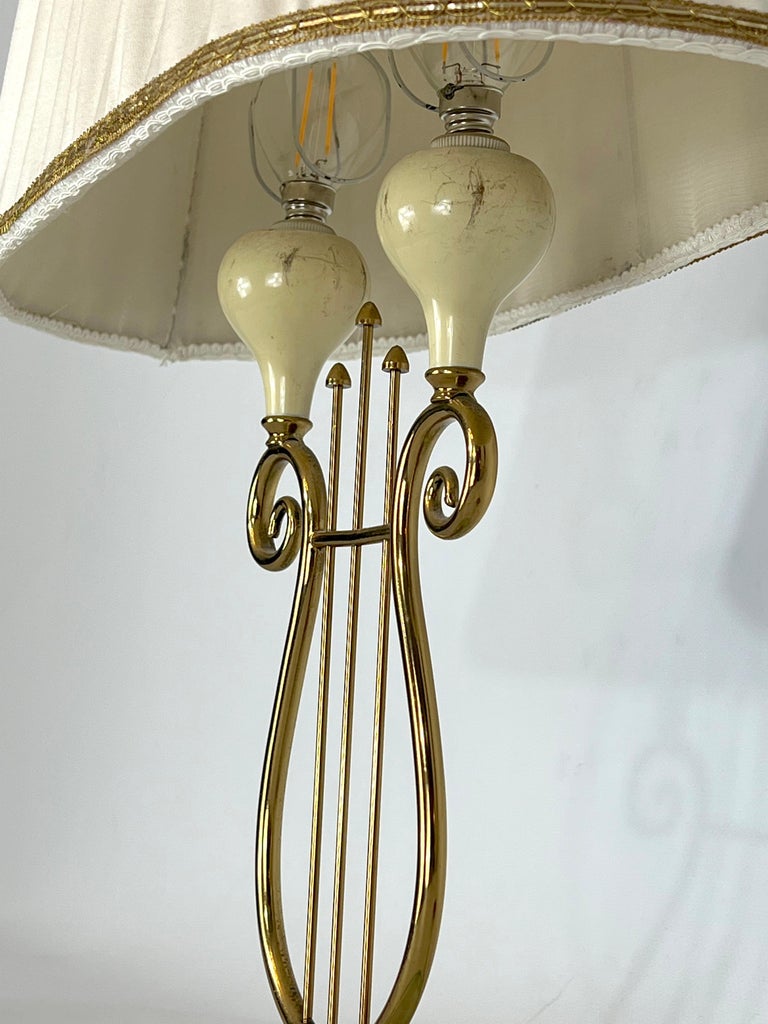 Midcentury Murano Glass and Brass, Bell Table Lamp, Italy, 1940s at 1stDibs