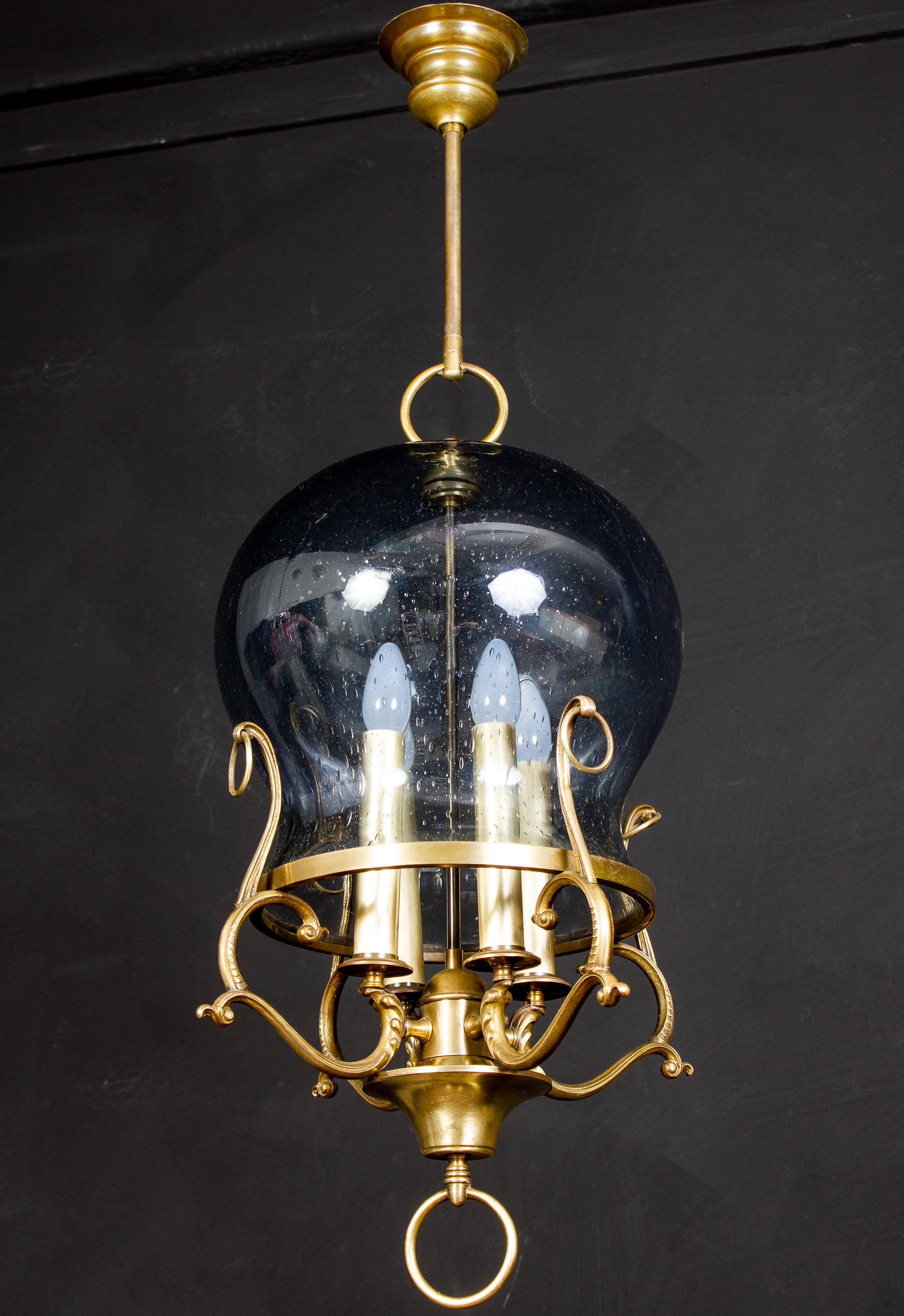 Italian Midcentury Brass and Light Blue Murano Glass Lantern In Excellent Condition For Sale In Rome, IT