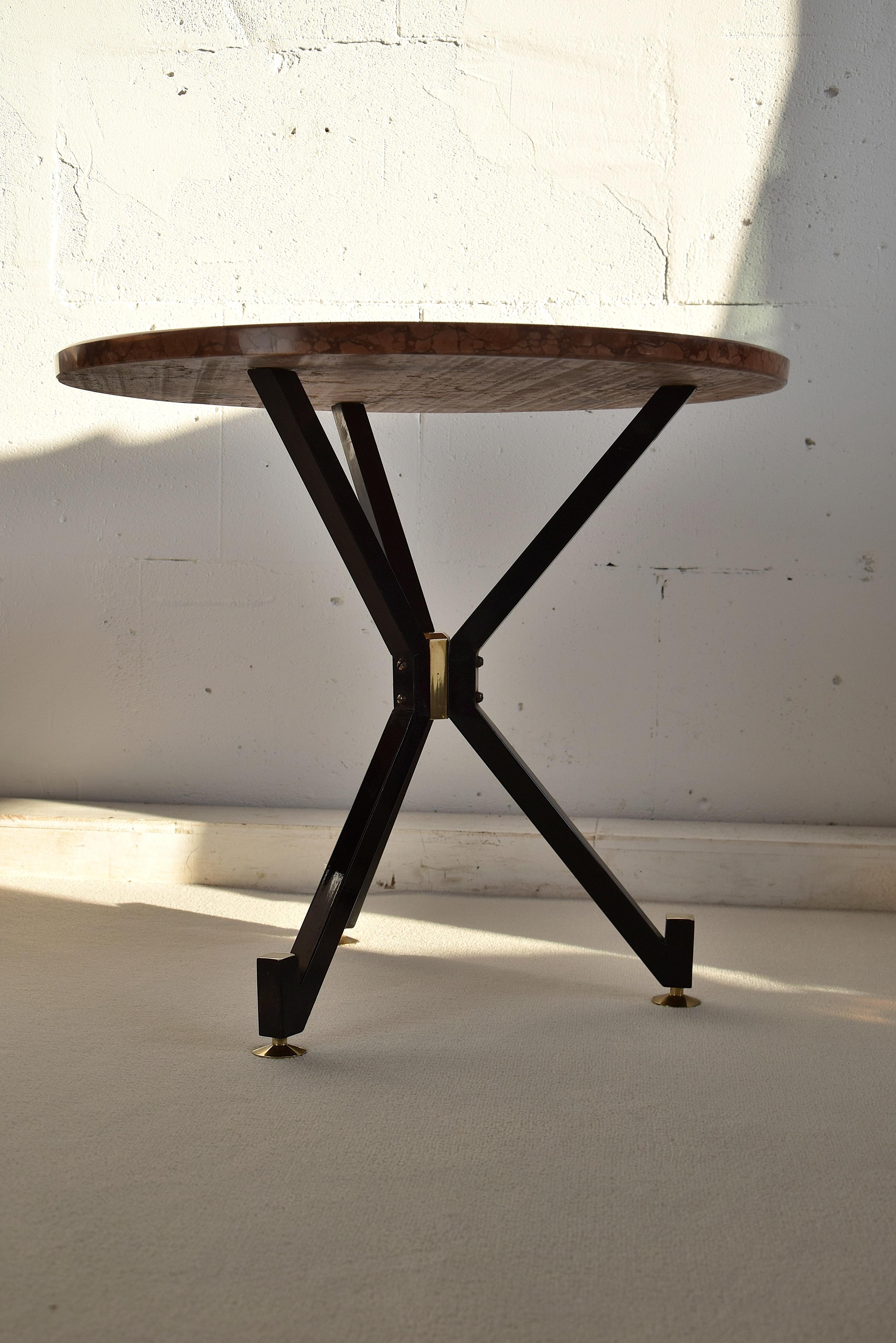Mid-Century Modern Italian Mid-century Brass and Marble Side Table For Sale