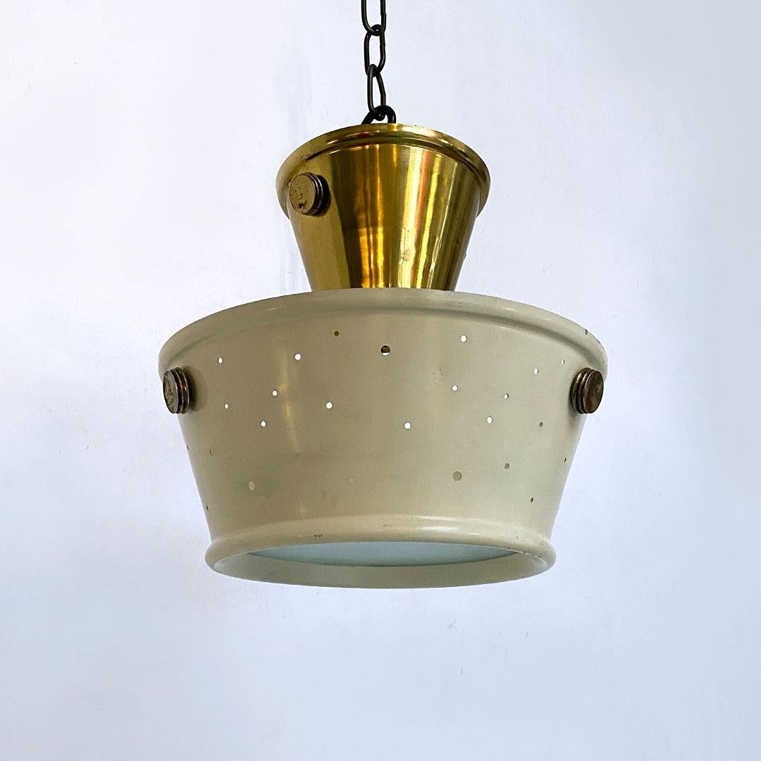 Mid Century Brass and Perforated Metal Chandeliers Arredoluce Style, 1950 In Good Condition For Sale In MIlano, IT
