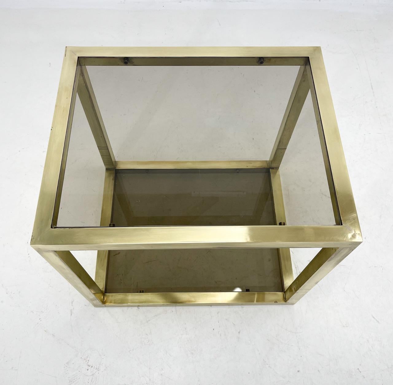 Mid-Century Modern Italian Mid-Century Brass and Smoked Glass Table, 1970's For Sale