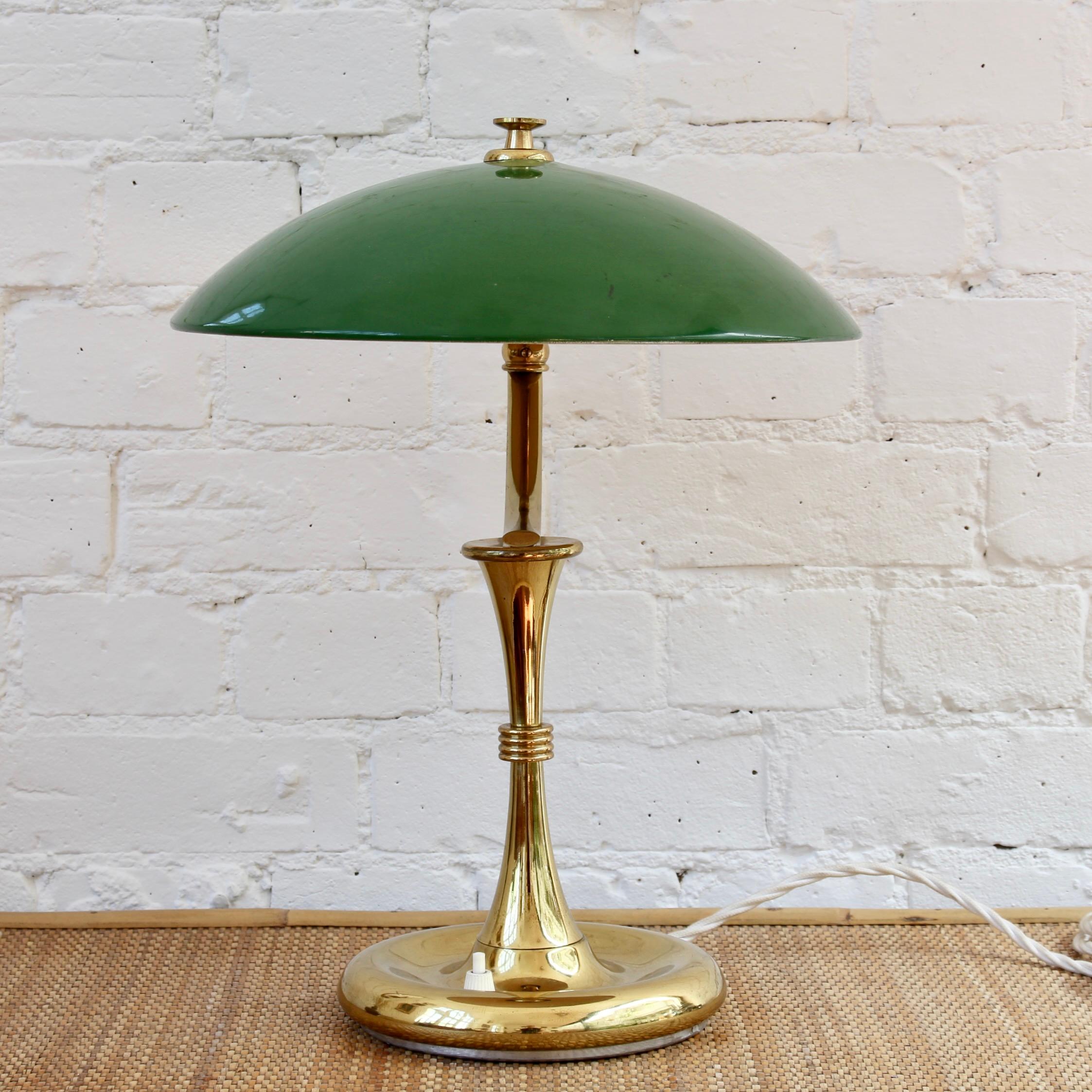 Italian Mid-Century Brass-Covered Desk Lamp with Green Shade 'circa 1950s' In Good Condition For Sale In London, GB