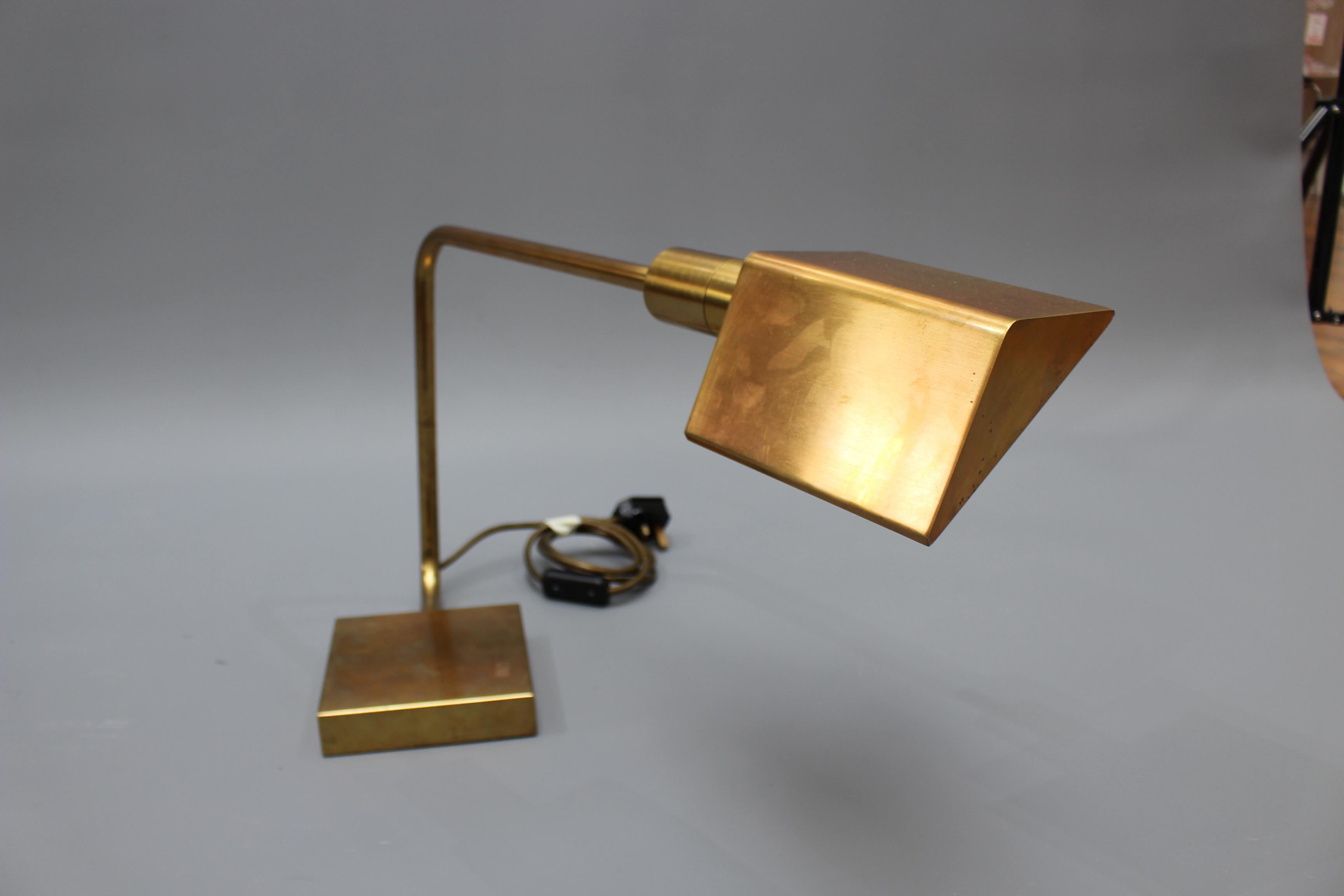 Italian Midcentury Brass Desk Lamp, circa 1950s In Fair Condition In London, GB