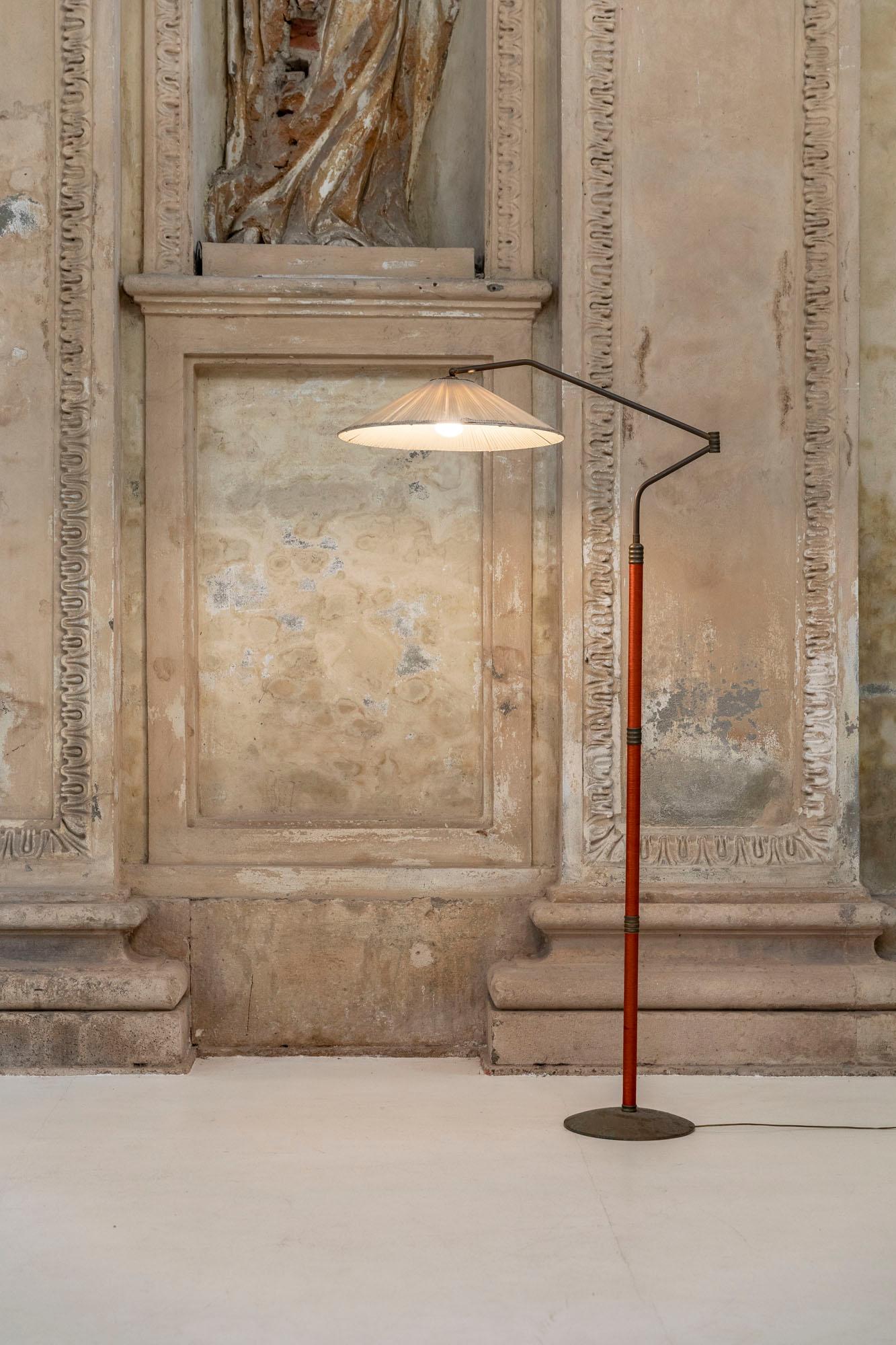 Mid-Century Modern Italian Mid-Century Brass Floor Lamp