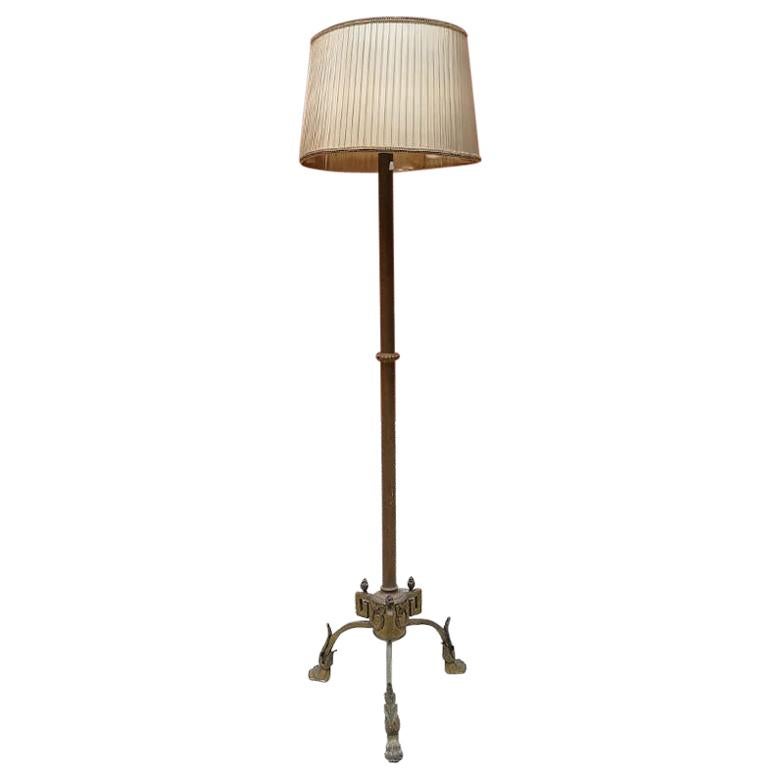 Italian Midcentury Brass Floor Lamp with Oval Pleated Silk Lampshade, 1950s