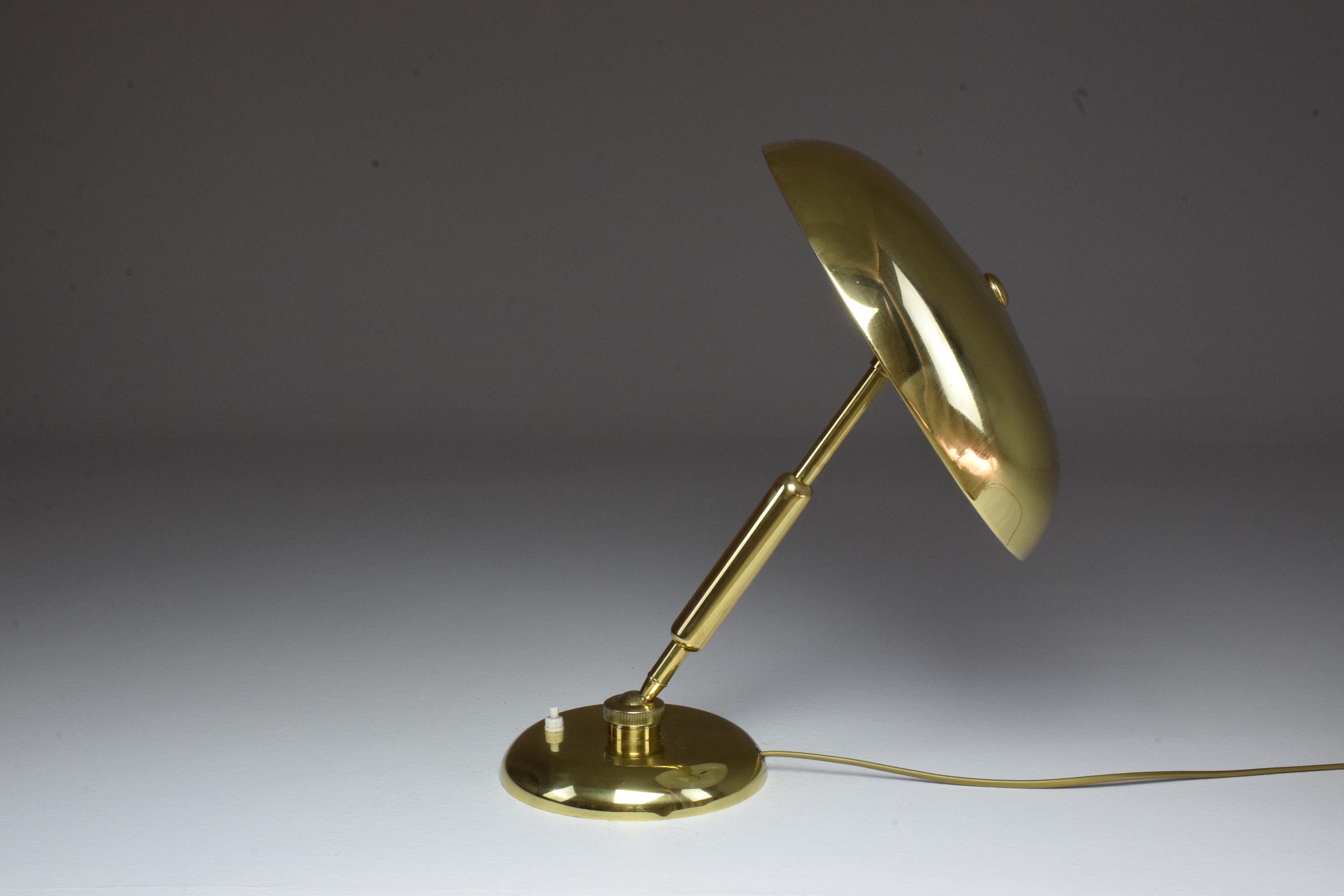 Italian Midcentury Brass Lamp by Oscar Torlasco for Lumi, 1950s 2