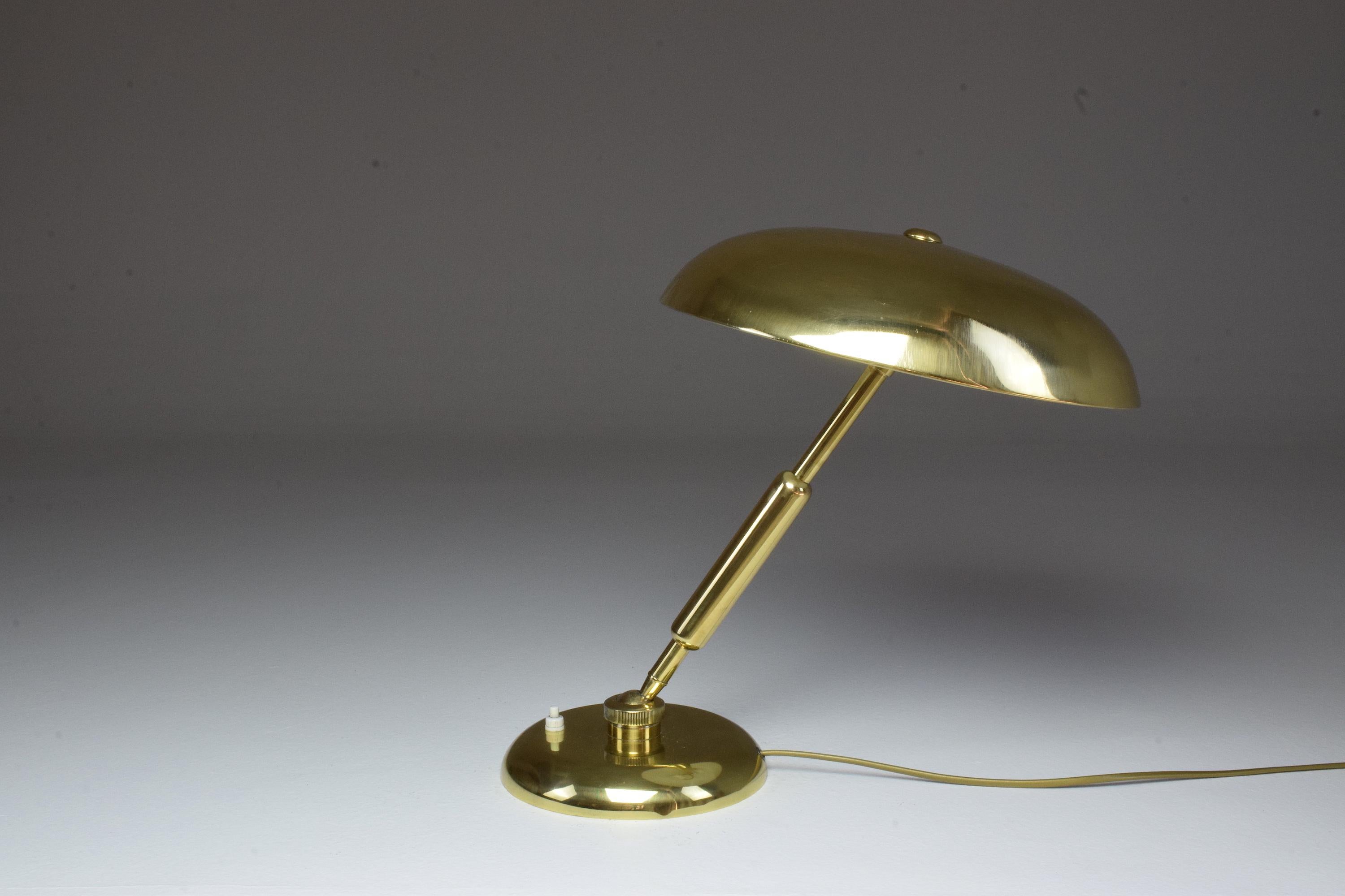 Italian Midcentury Brass Lamp by Oscar Torlasco for Lumi, 1950s 3