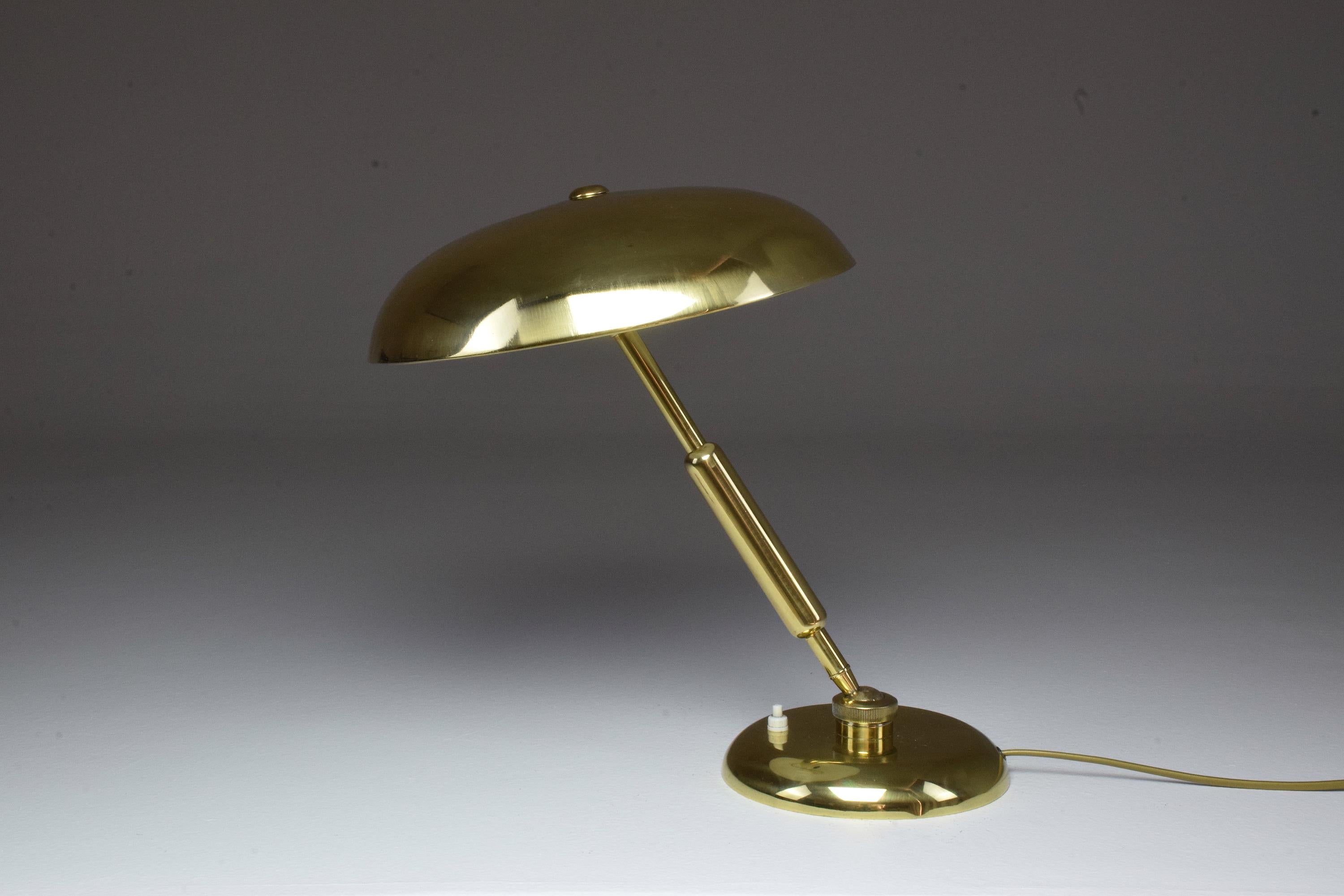 Italian Midcentury Brass Lamp by Oscar Torlasco for Lumi, 1950s 4