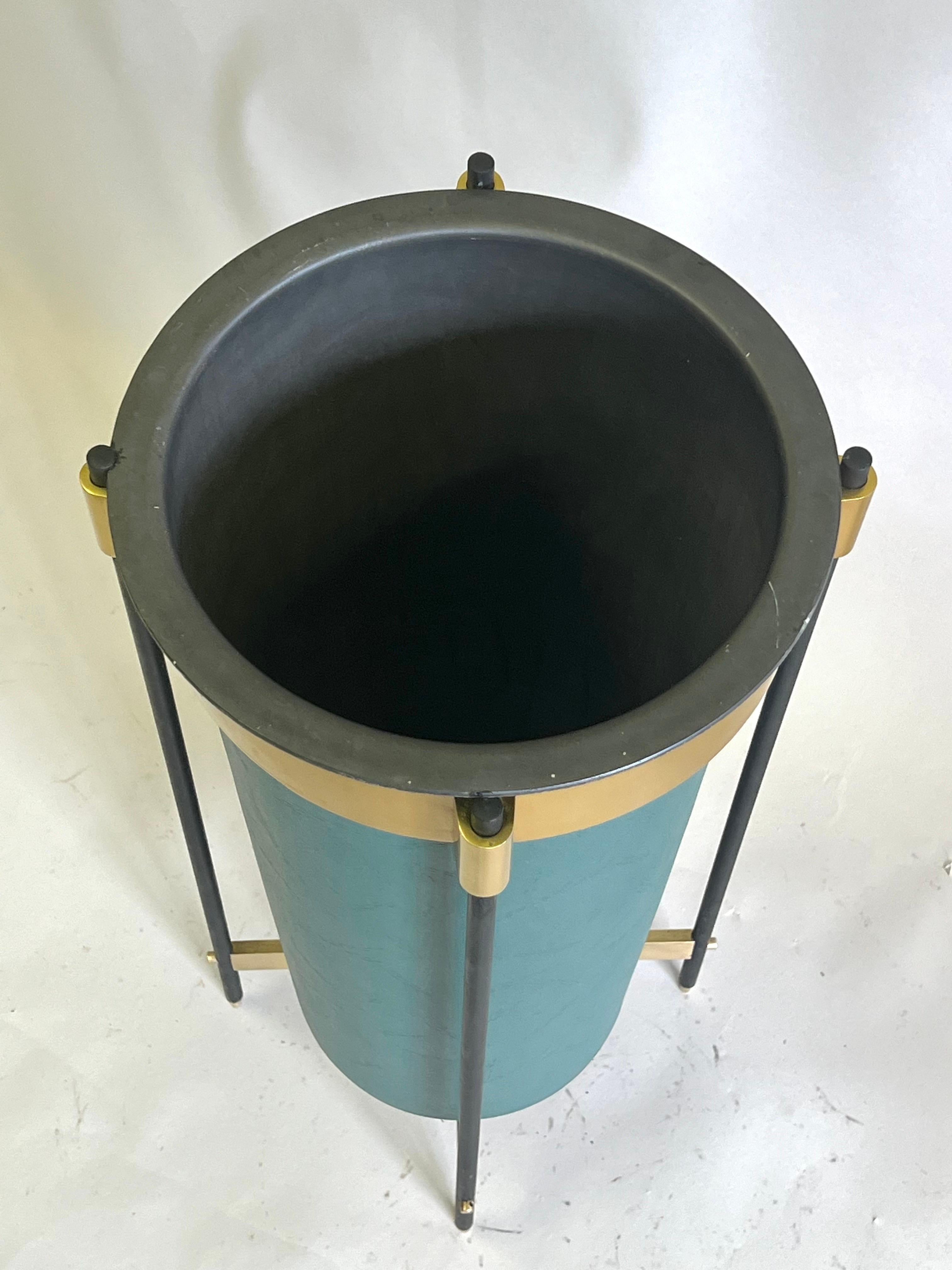 Italian Mid-Century Brass & Stitched Faux Leather Umbrella Stand or Trash Bin. In Good Condition For Sale In New York, NY