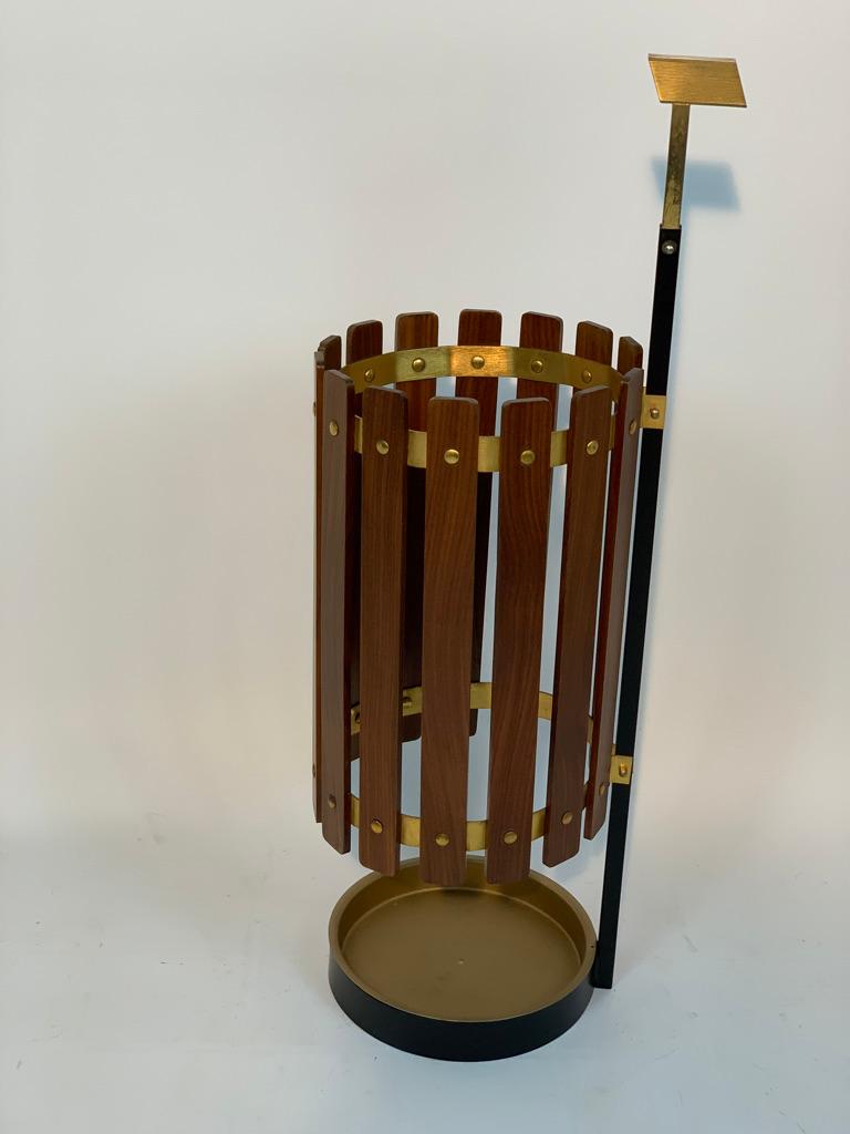 Italian Mid Century Brass Structure Umbrella Stand  For Sale 5