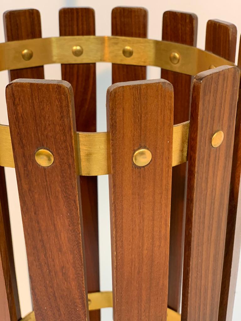 Italian Mid Century Brass Structure Umbrella Stand  For Sale 8