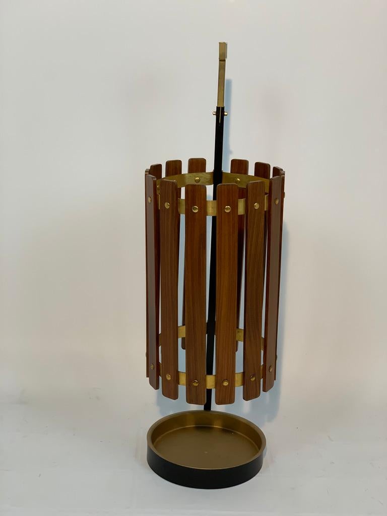 Italian Mid Century Brass Structure Umbrella Stand  For Sale 1
