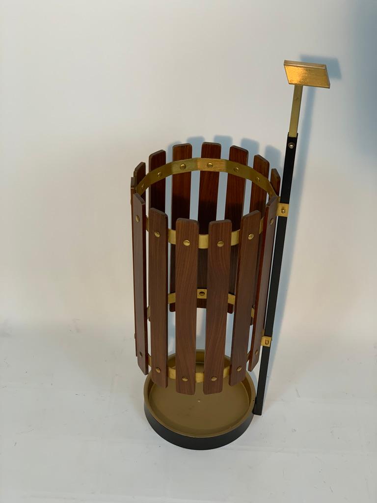 Italian Mid Century Brass Structure Umbrella Stand  For Sale 4