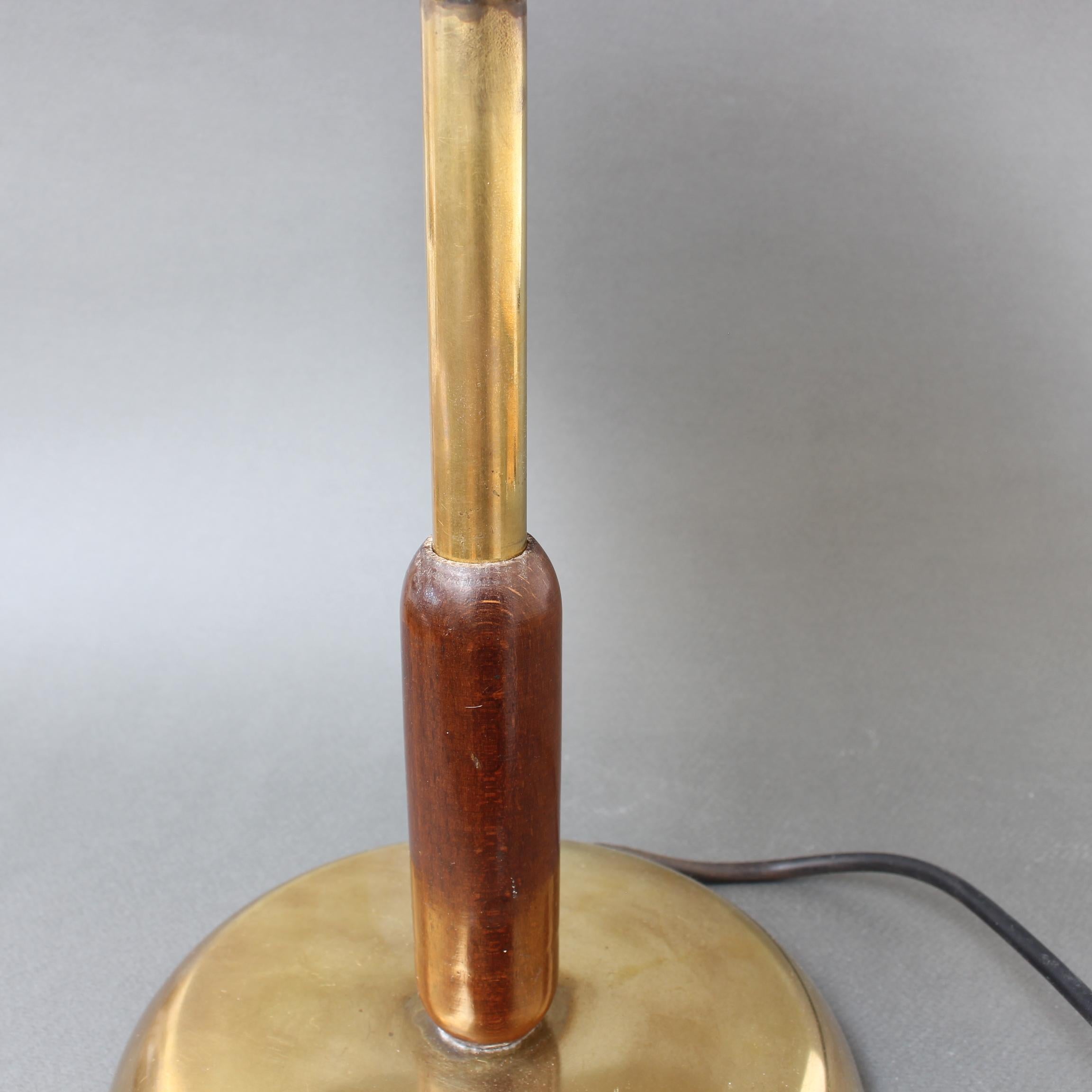 Italian Mid-Century Brass Table Lamp with Swivel Arm, circa 1950s For Sale 5