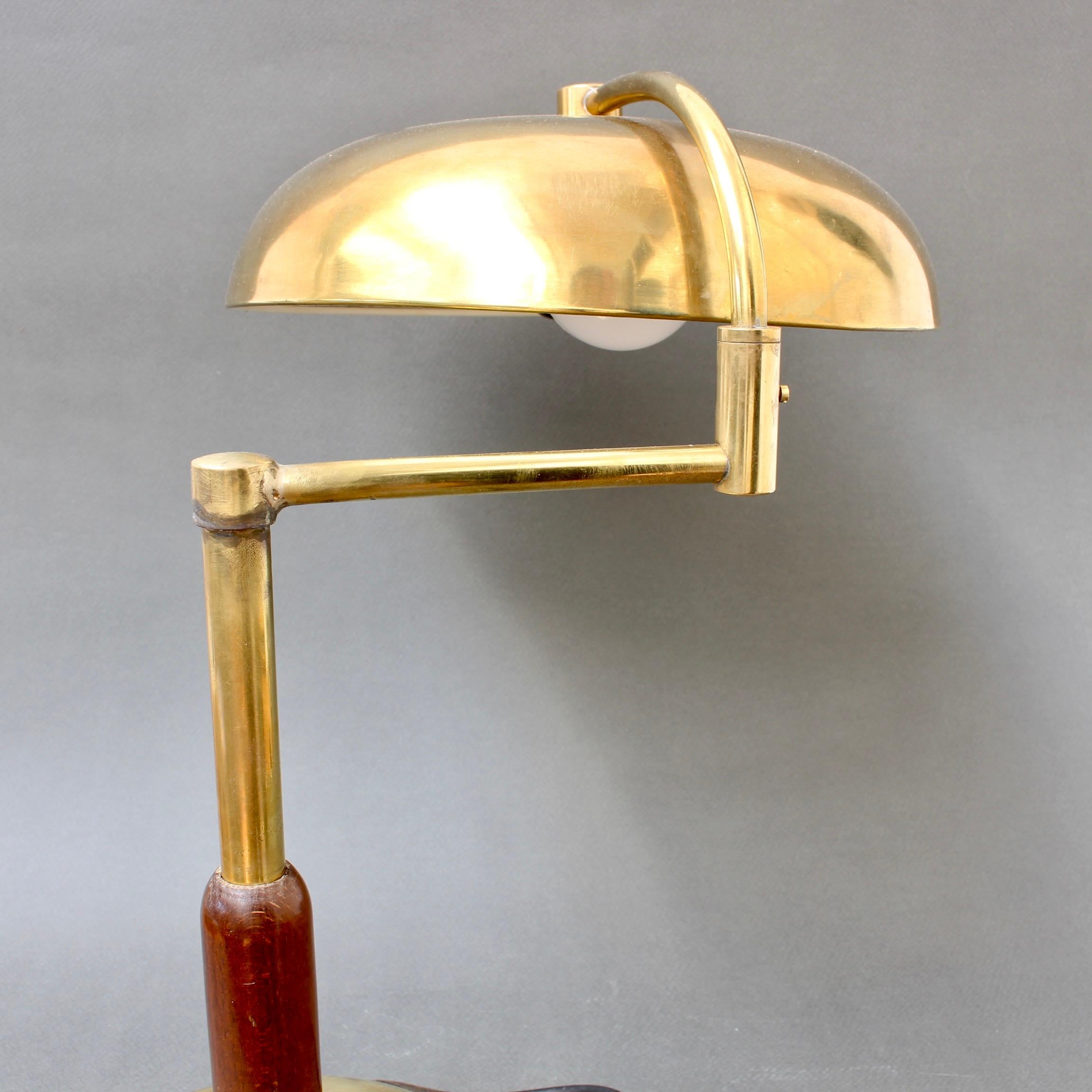 Italian Mid-Century Brass Table Lamp with Swivel Arm, circa 1950s For Sale 1