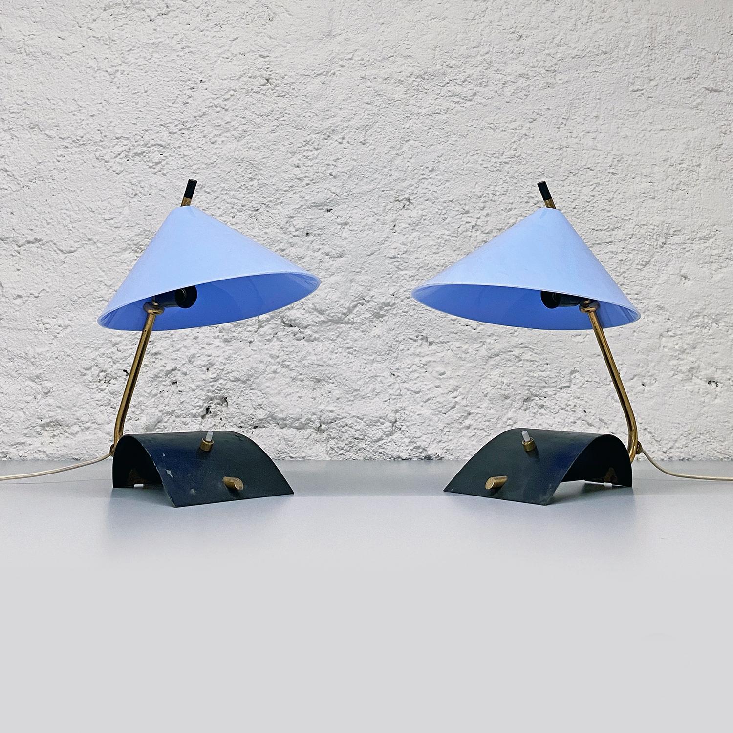 Italian mid-century brass table lamps with blue lampshade by Stilnovo, 1950s 
Brass and plastic table lamps with brass base and blue plastic lampshade.
Produced by Stilnovo Milan Italy.

Measures: 29 x 20 x 33 H cm.

Stilnovo its a Italian company