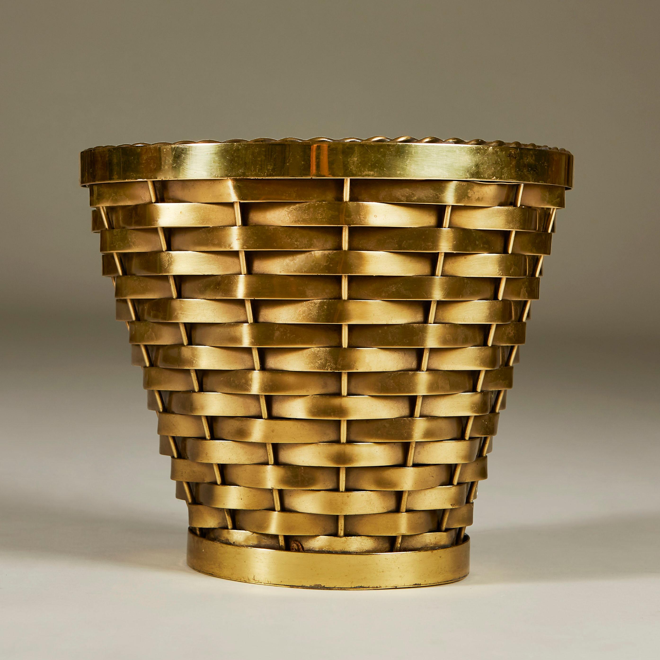 Italian Mid-Century Brass Waste Paper Bin In Good Condition In London, GB