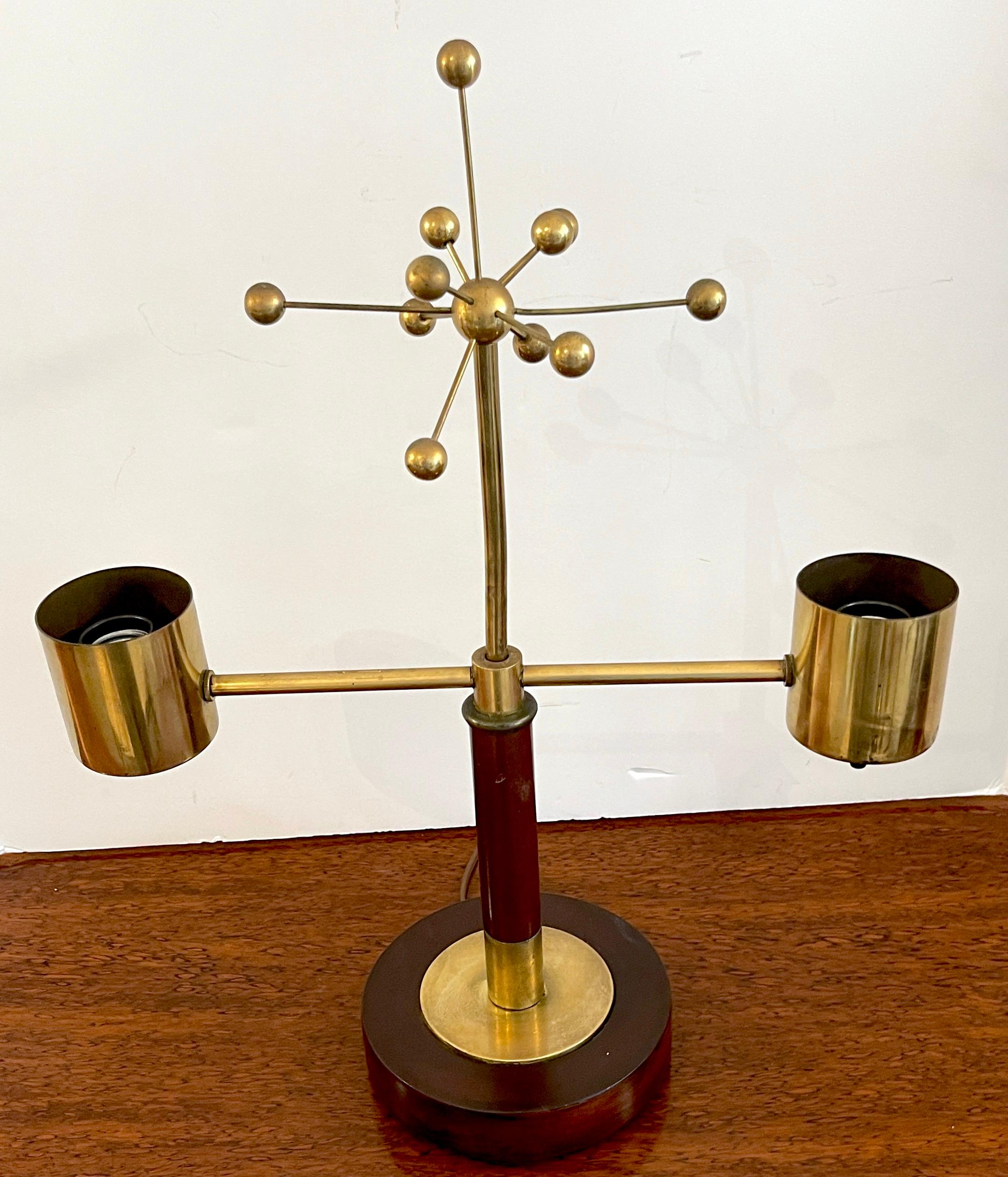 Italian Mid Century Brass & Wood 'Atomic' Lamp For Sale 6