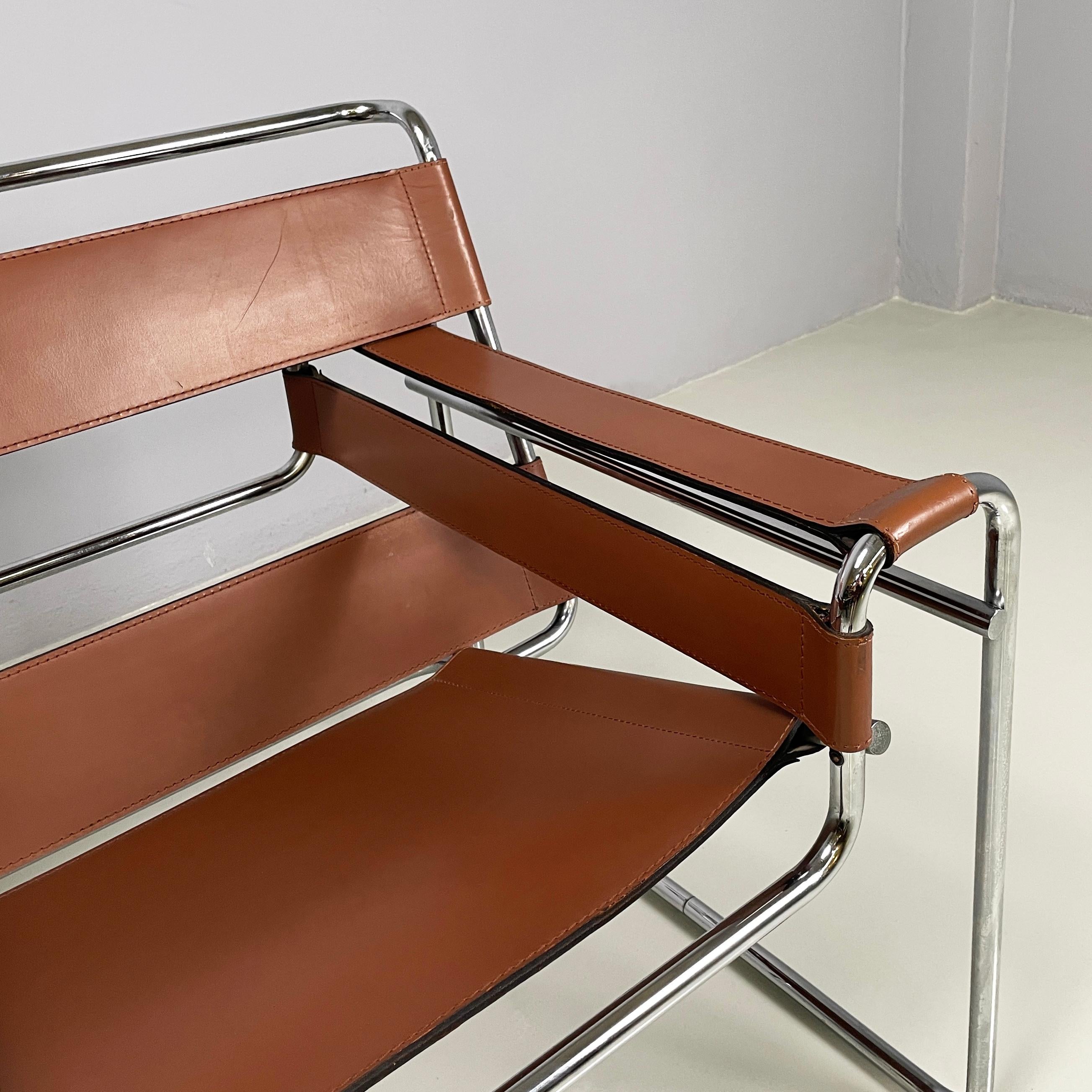 Steel Italian mid-century Brown Armchairs Wassily by Marcel Breuer for Gavina, 1960s For Sale