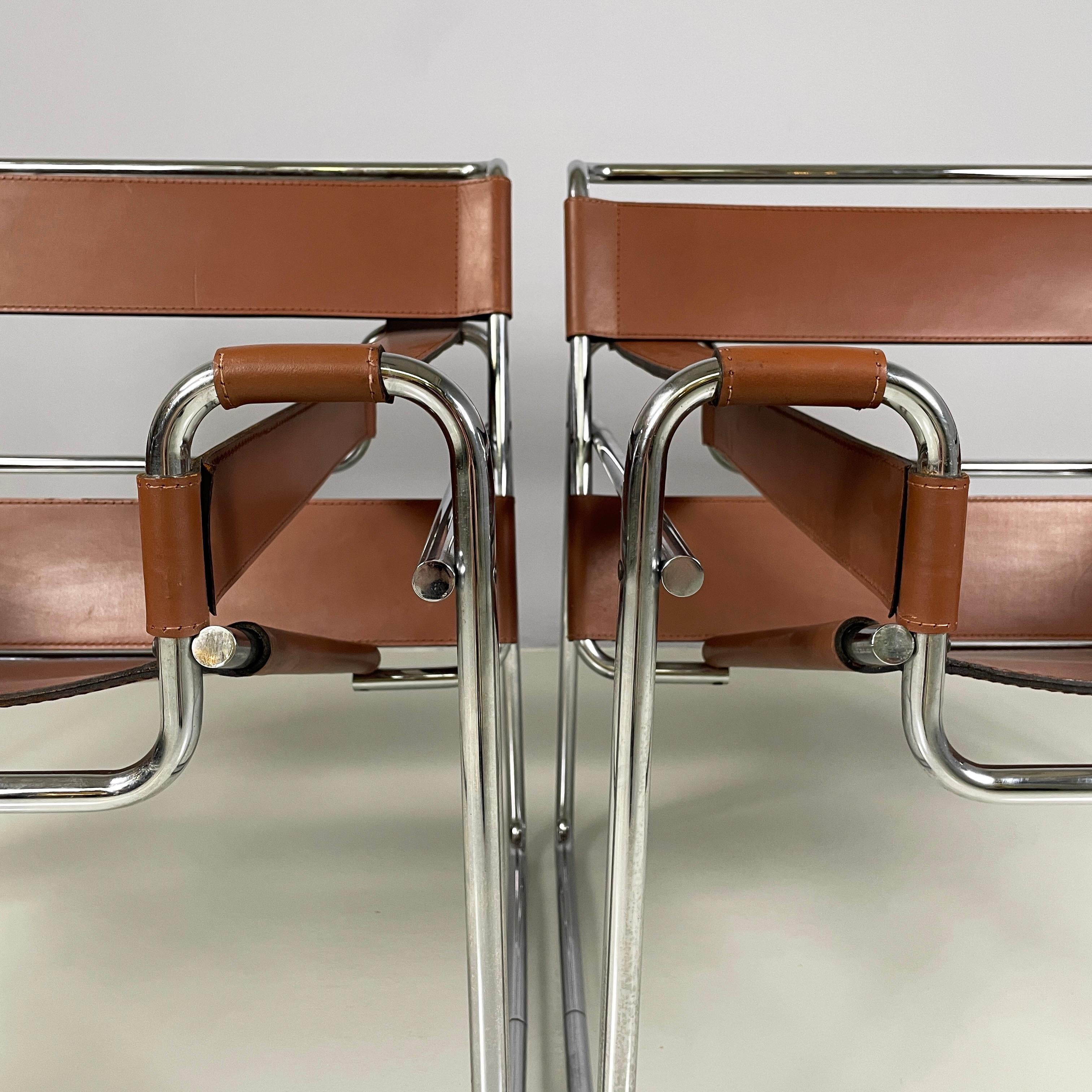 Italian mid-century Brown Armchairs Wassily by Marcel Breuer for Gavina, 1960s For Sale 1