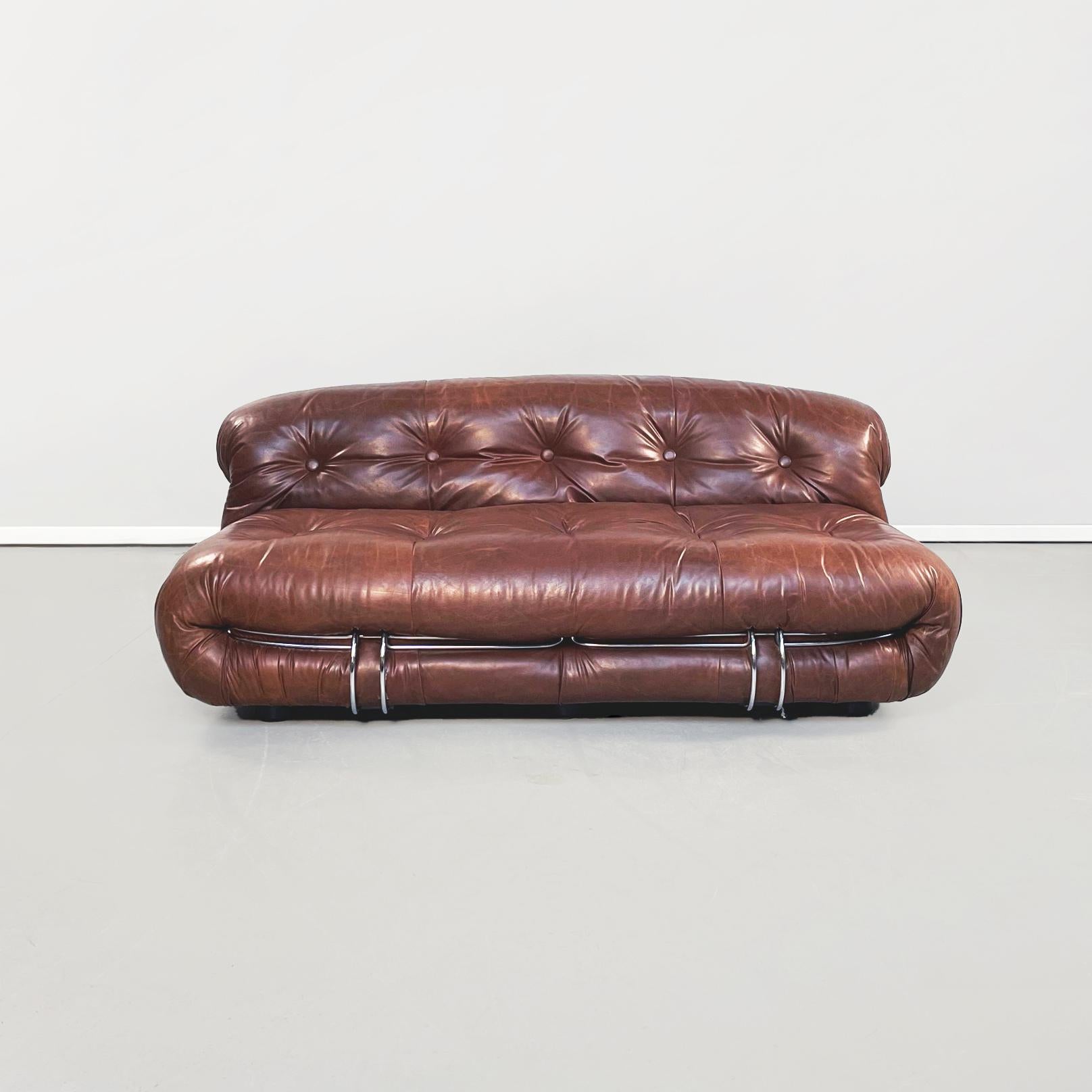 Italian mid-century brown leather Soriana sofa by Afra and Tobia Scarpa for Cassina, 1970s
Soriana two-seater sofa with padding contained by elements in chromed steel rod and upholstery in brown leather. Buttons present on the seat and