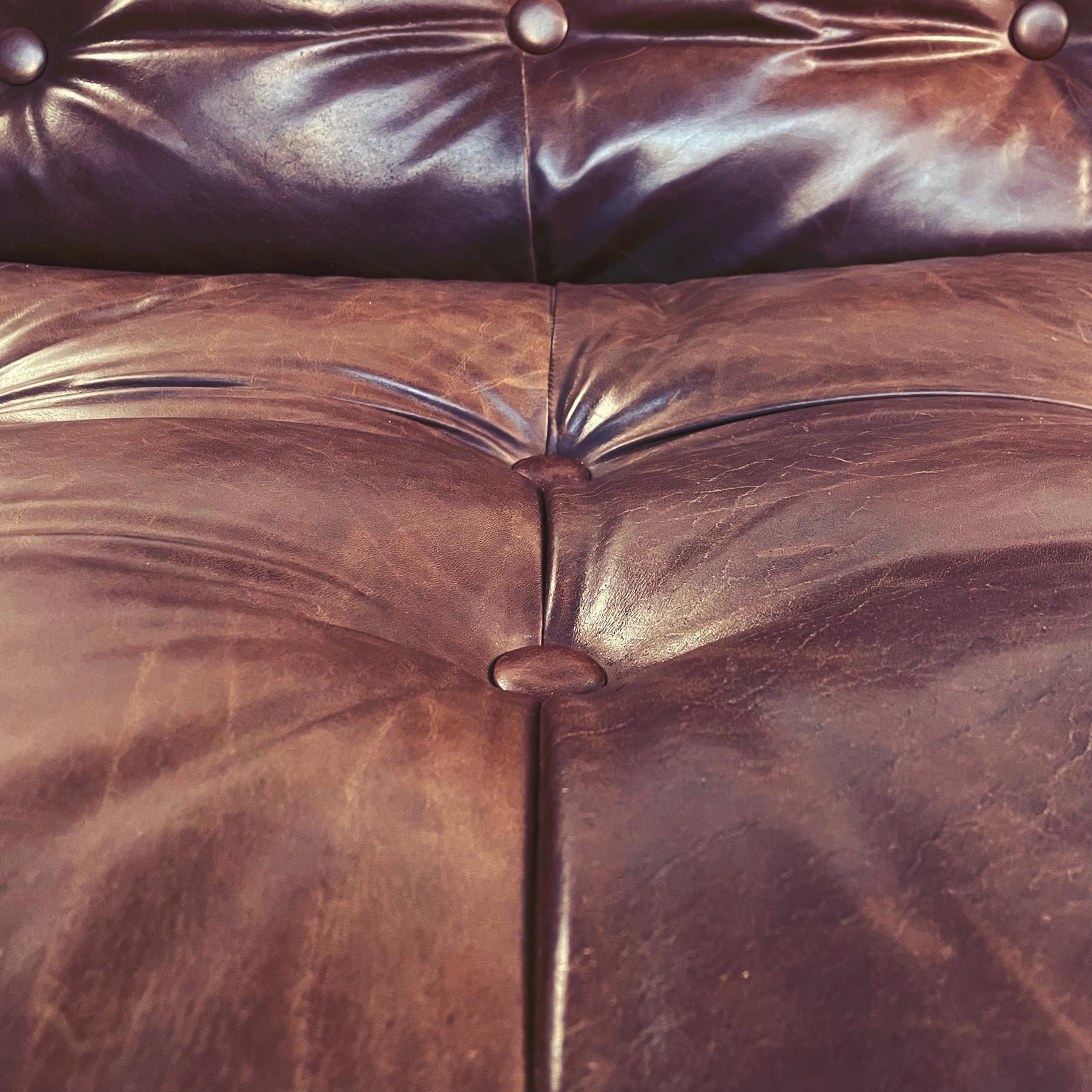 Italian MidCentury Brown Leather Soriana Sofa by Afra Tobia Scarpa Cassina, 1970 For Sale 1
