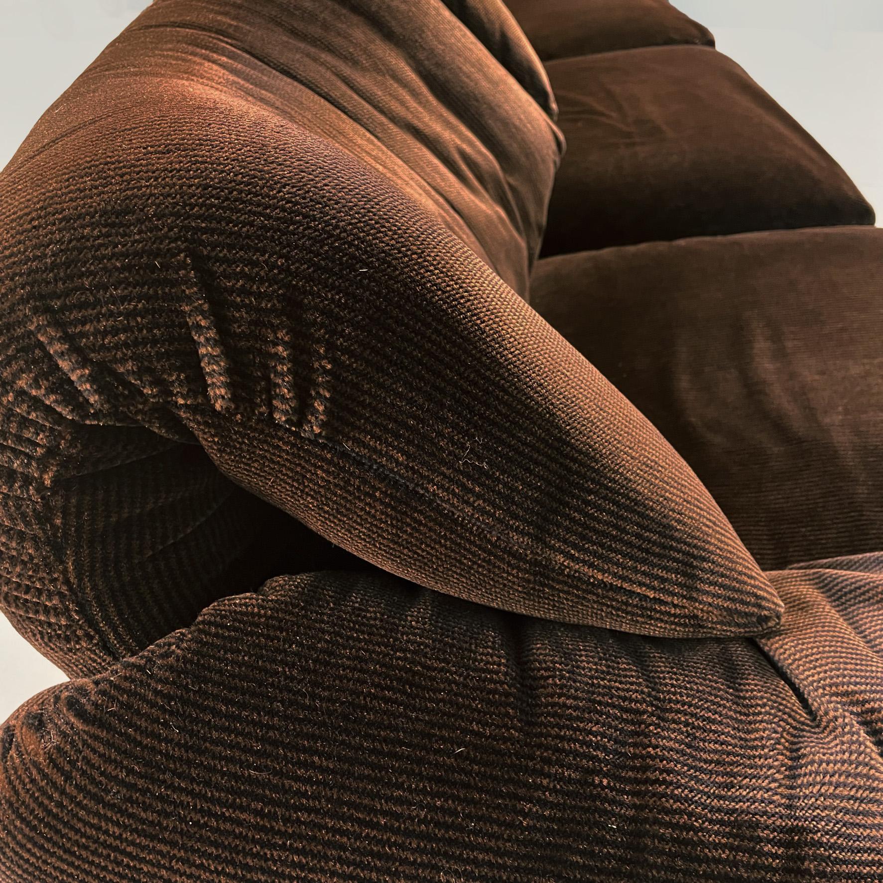 Italian Mid-Century Brown Velvet Maralunga Sofa by Magistretti Cassina, 1970s 5