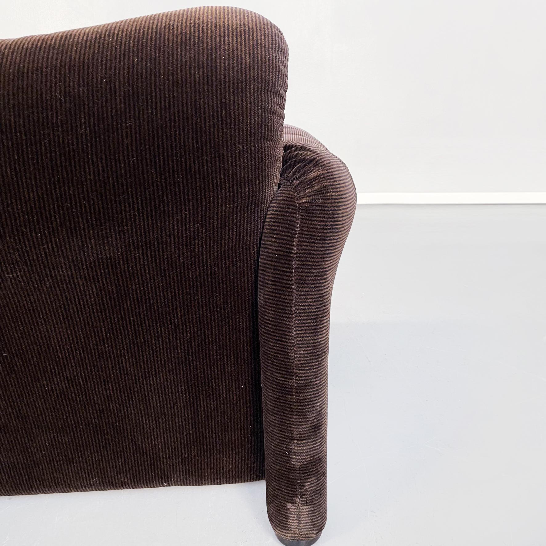 Italian Mid-Century Brown Velvet Maralunga Sofa by Magistretti Cassina, 1970s 6