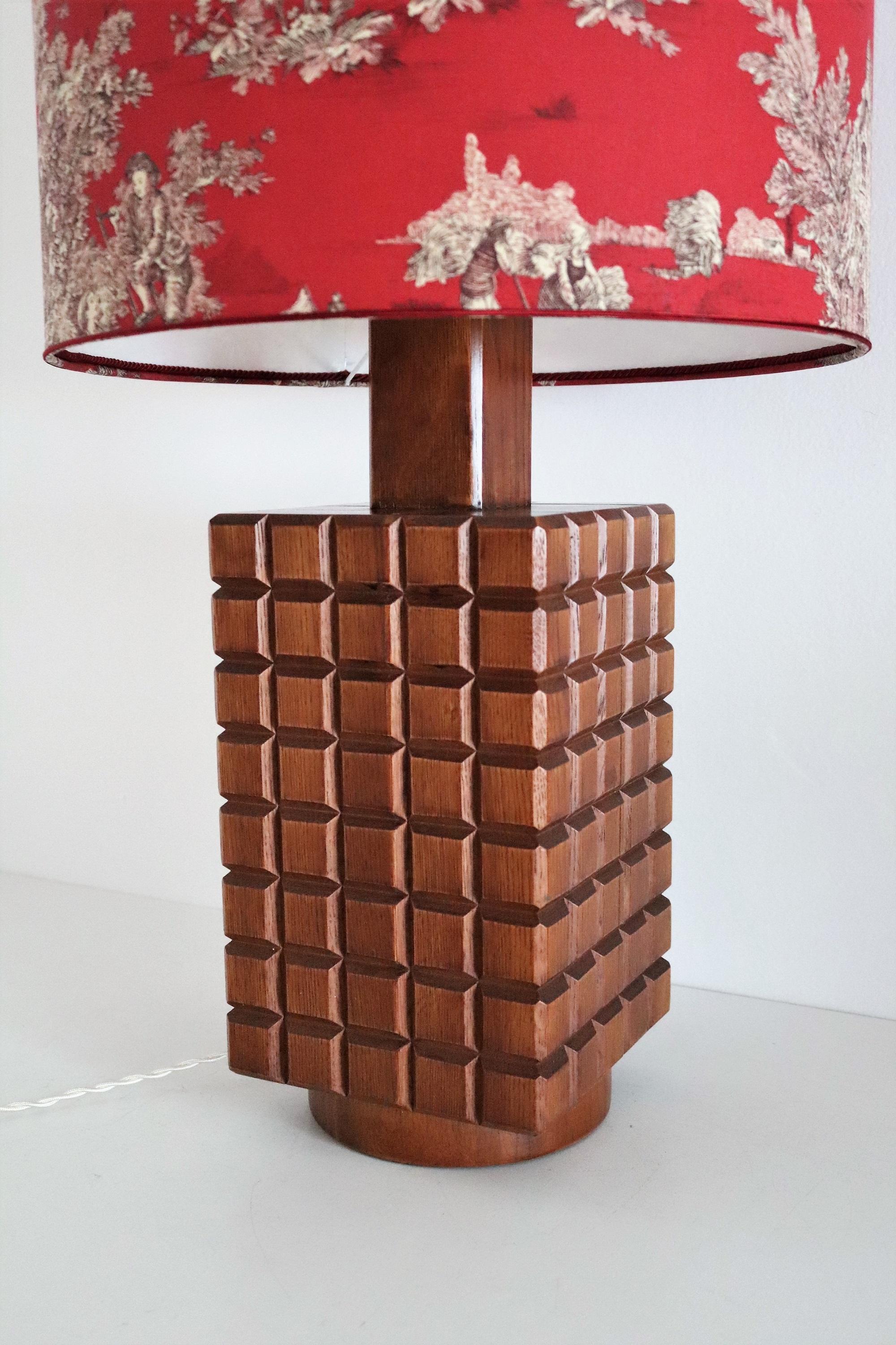 Italian Midcentury Brutalistic Lamp in Chestnut Wood in Frigerio Style, 1960s 6