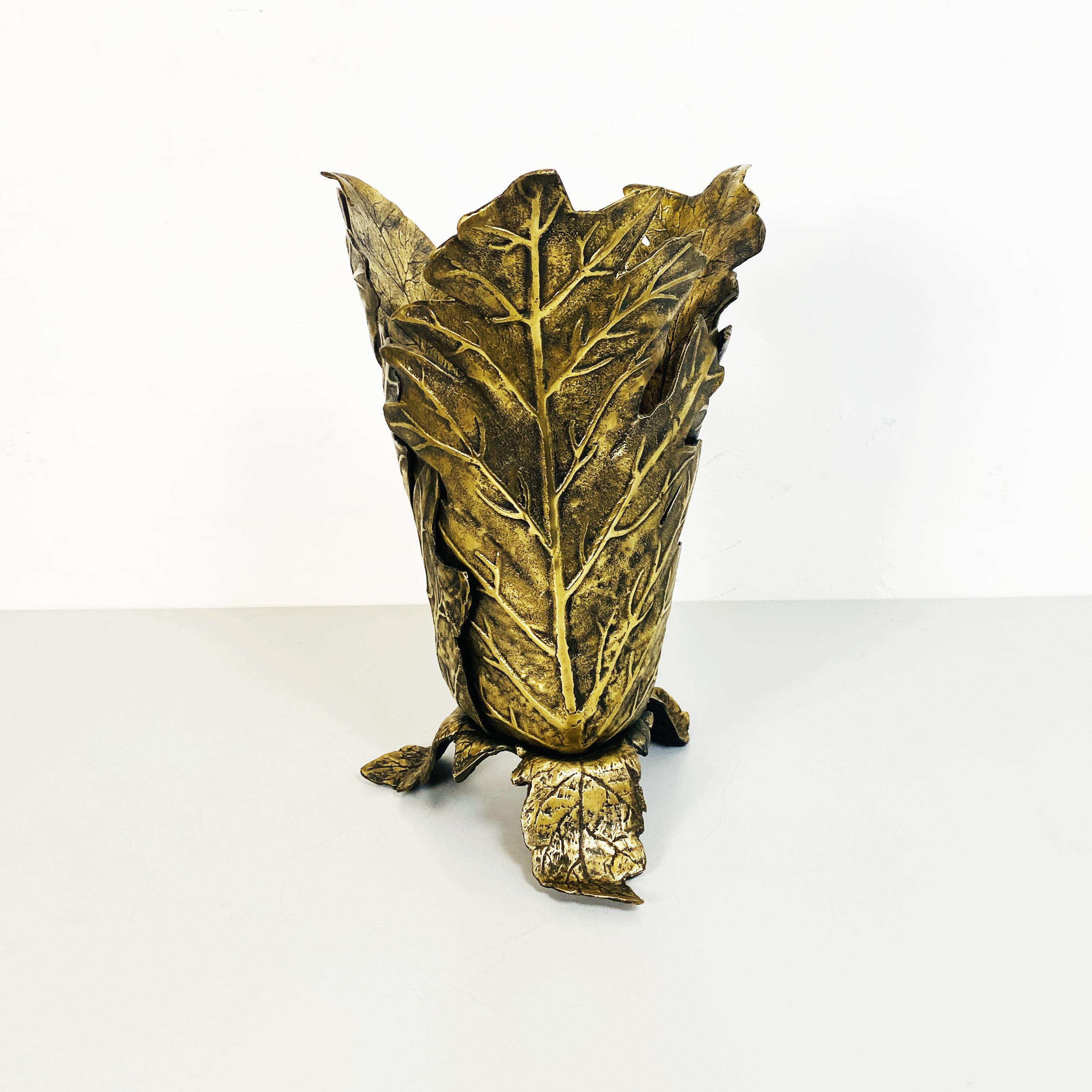 Italian Mid-Century Burnished Brass Umbrella Stand, 1960s For Sale 3