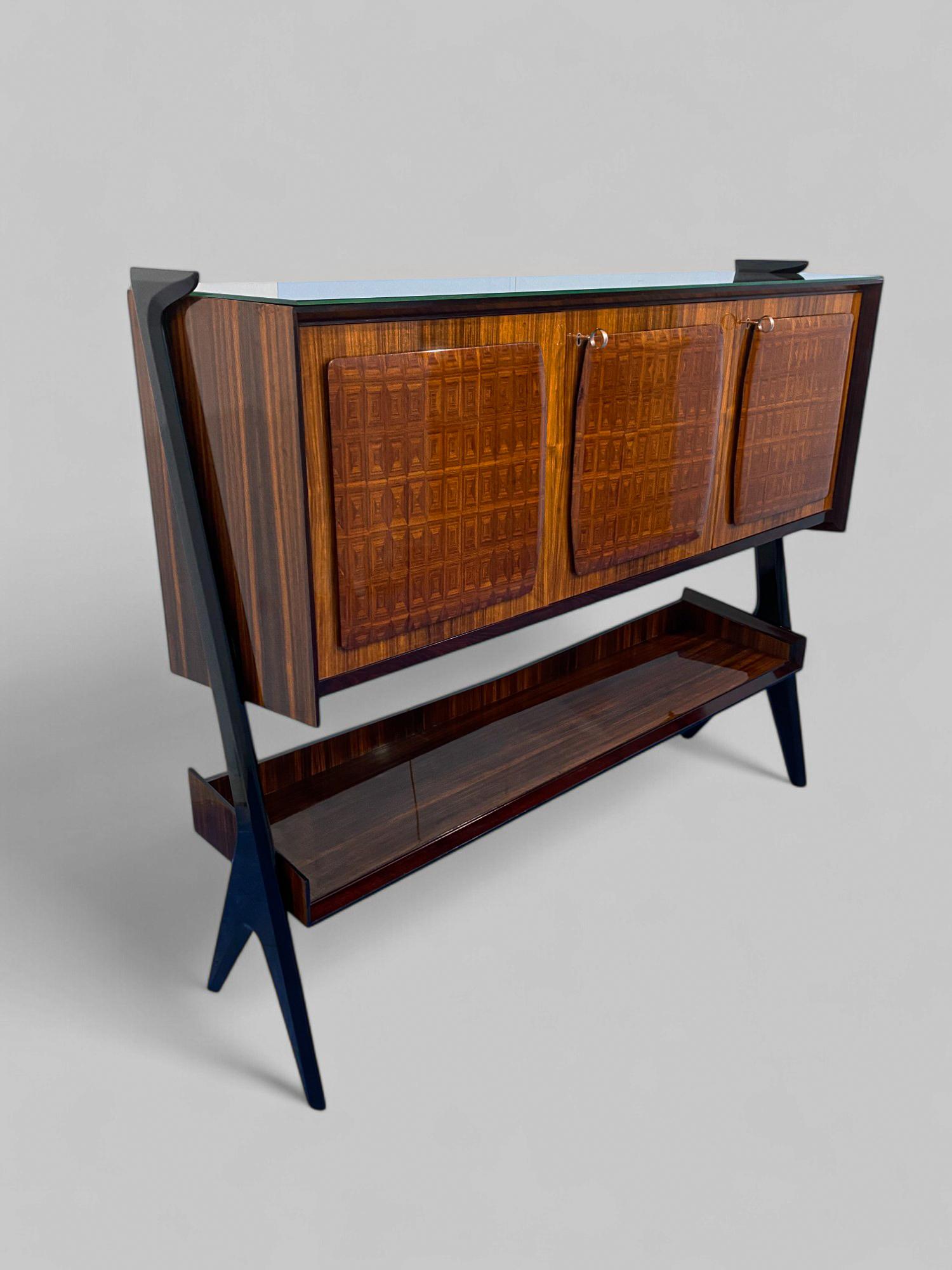 Italian Mid Century Cabinet Bar , Sideboard designed by Vittorio Dassi, 1955 In Good Condition For Sale In Traversetolo, IT
