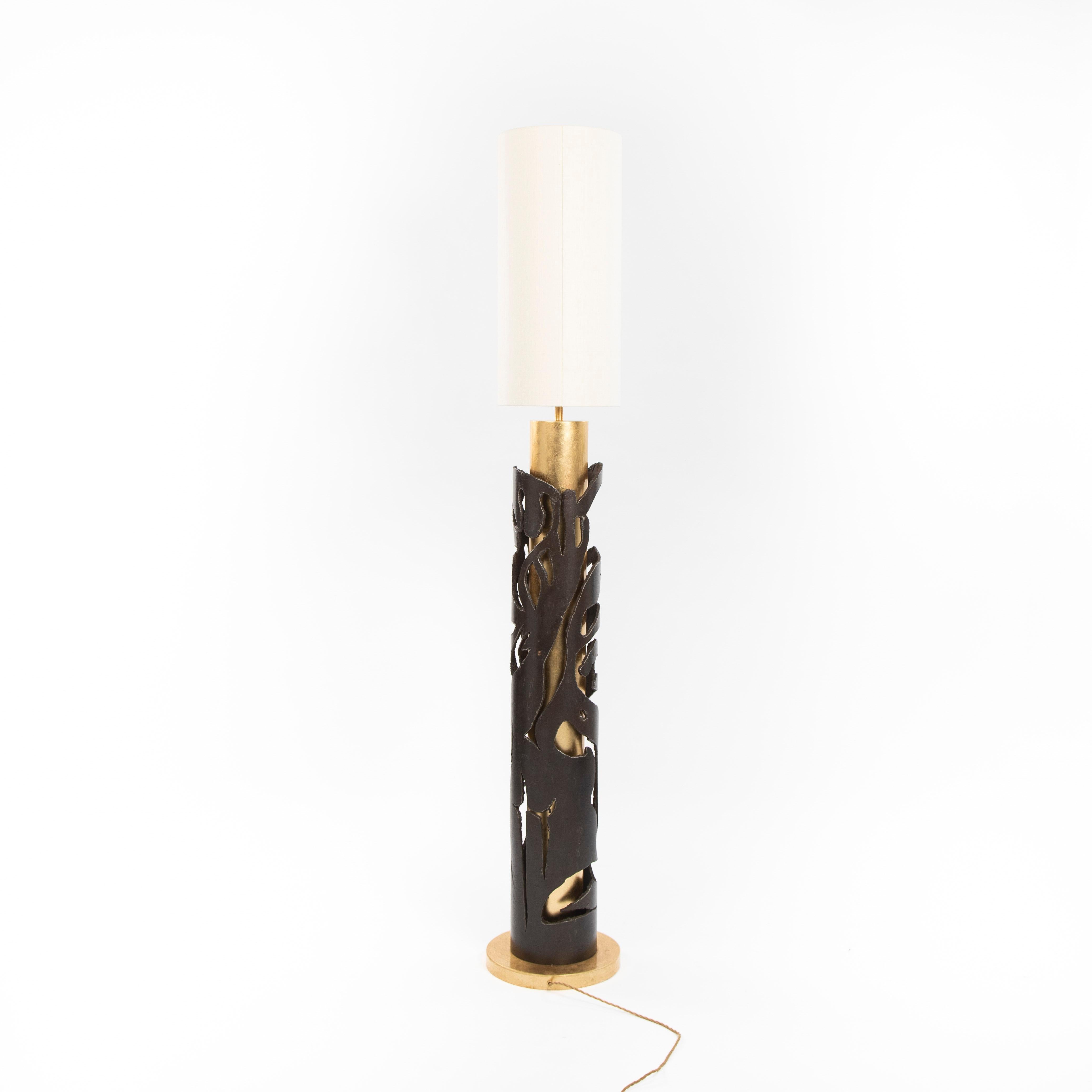 Lampadaire italien en fonte du milieu du siècle en brun-or par Banci Firenze, années 1980 en vente 5