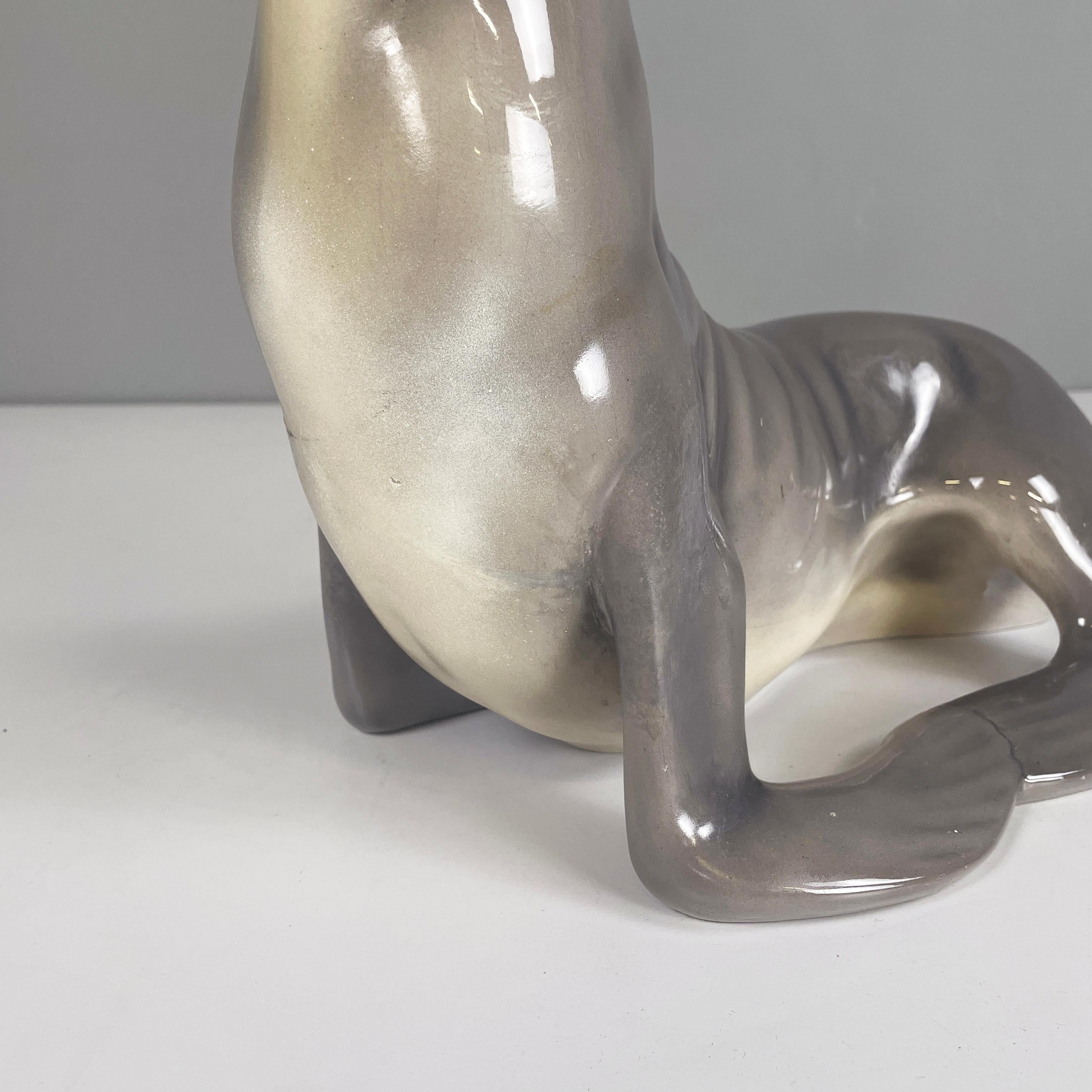 Italian mid-century Ceramic sculpture of a sea lion by Urbano Zaccagnini, 1920s For Sale 3