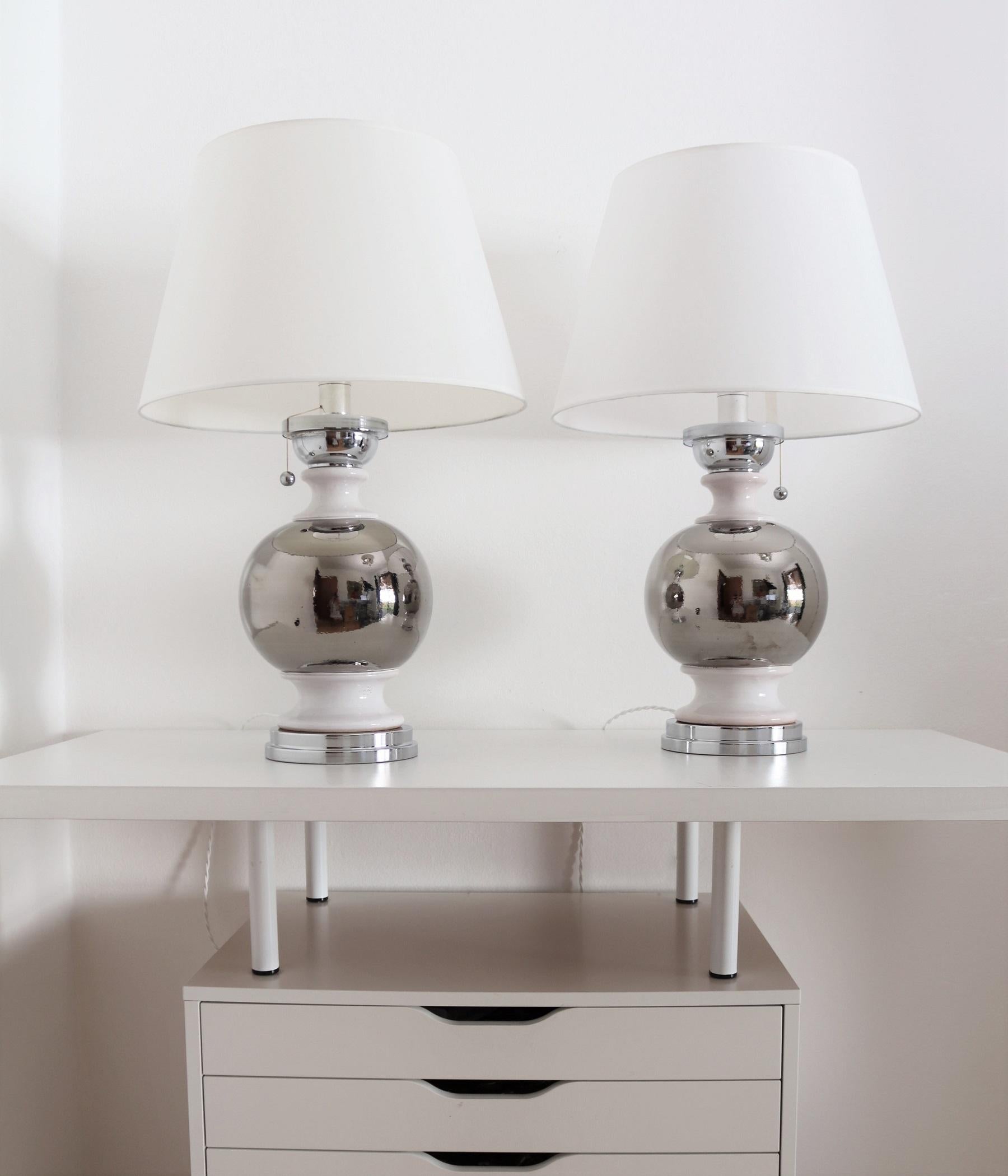 Mid-20th Century Italian Mid Century Ceramic Table Lamps in Platinum Silver White Glaze, 1970s For Sale