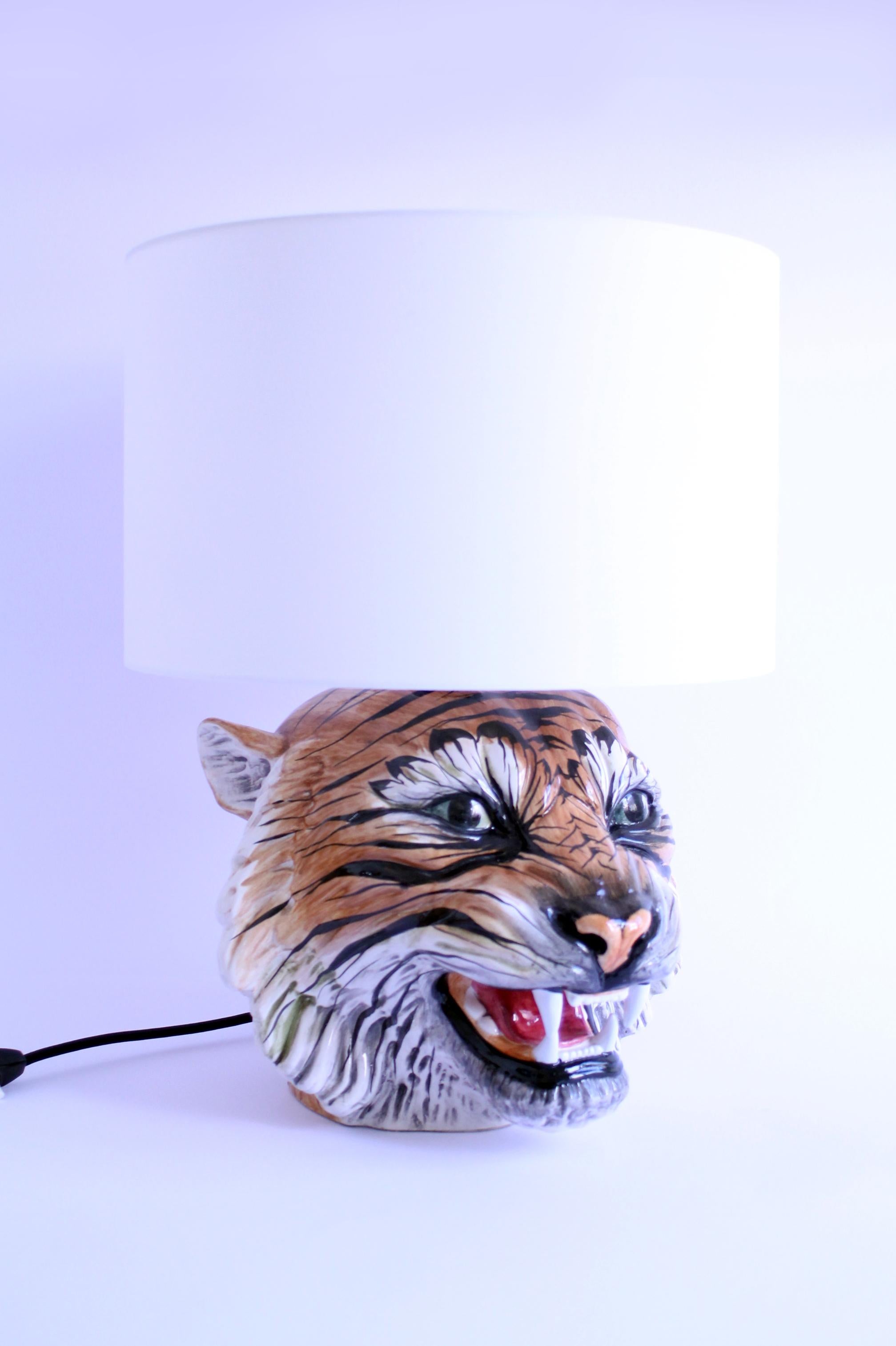 Italian mid-century ceramic tiger sculpture lampshade (32x26x31cm) Super rare! For Sale 6